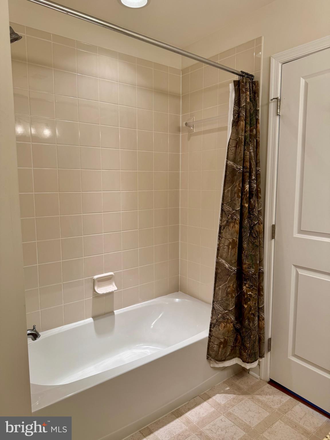 BROOKSIDE - Residential