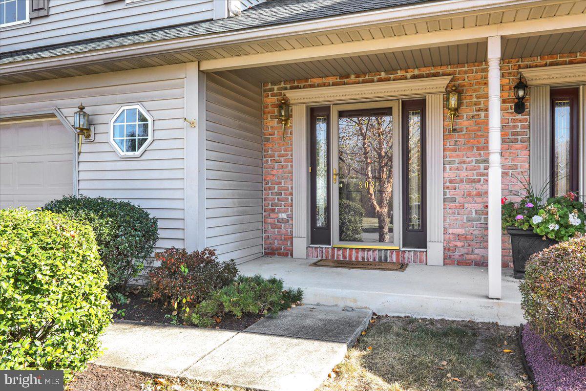STONE GATE - Residential