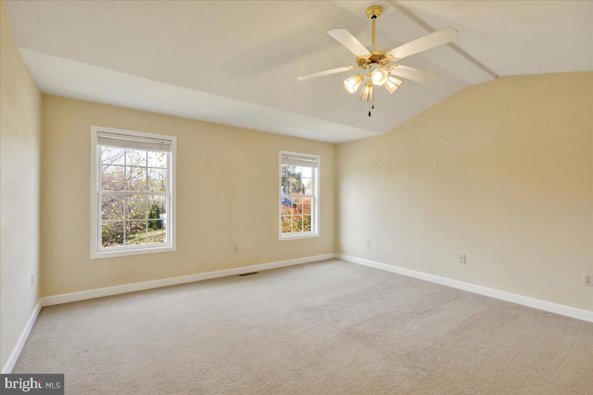 STONE GATE - Residential