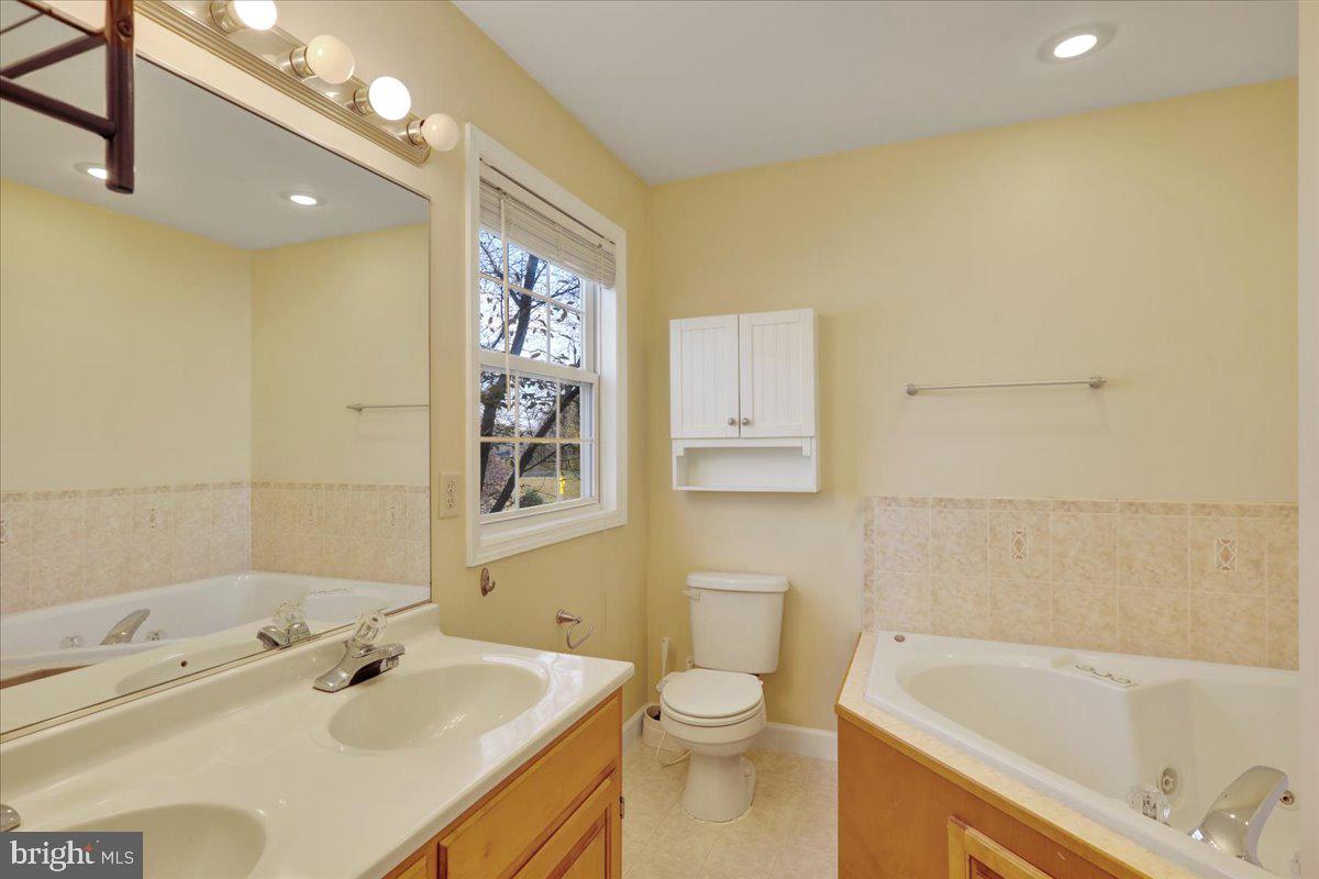 STONE GATE - Residential