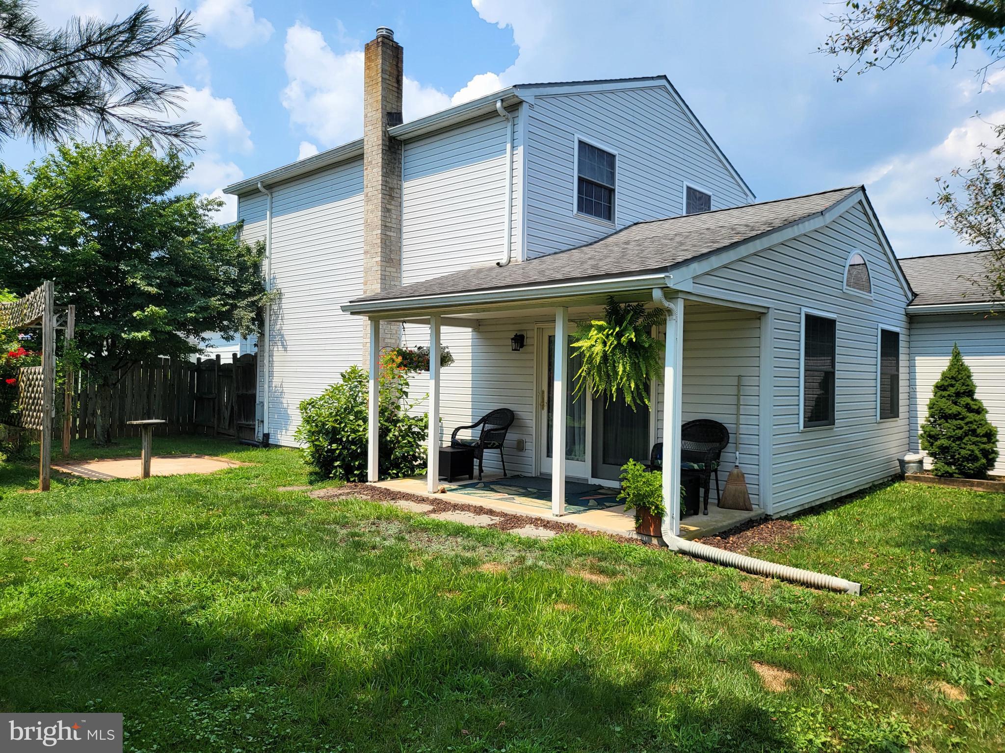 LORANE ORCHARD - Residential