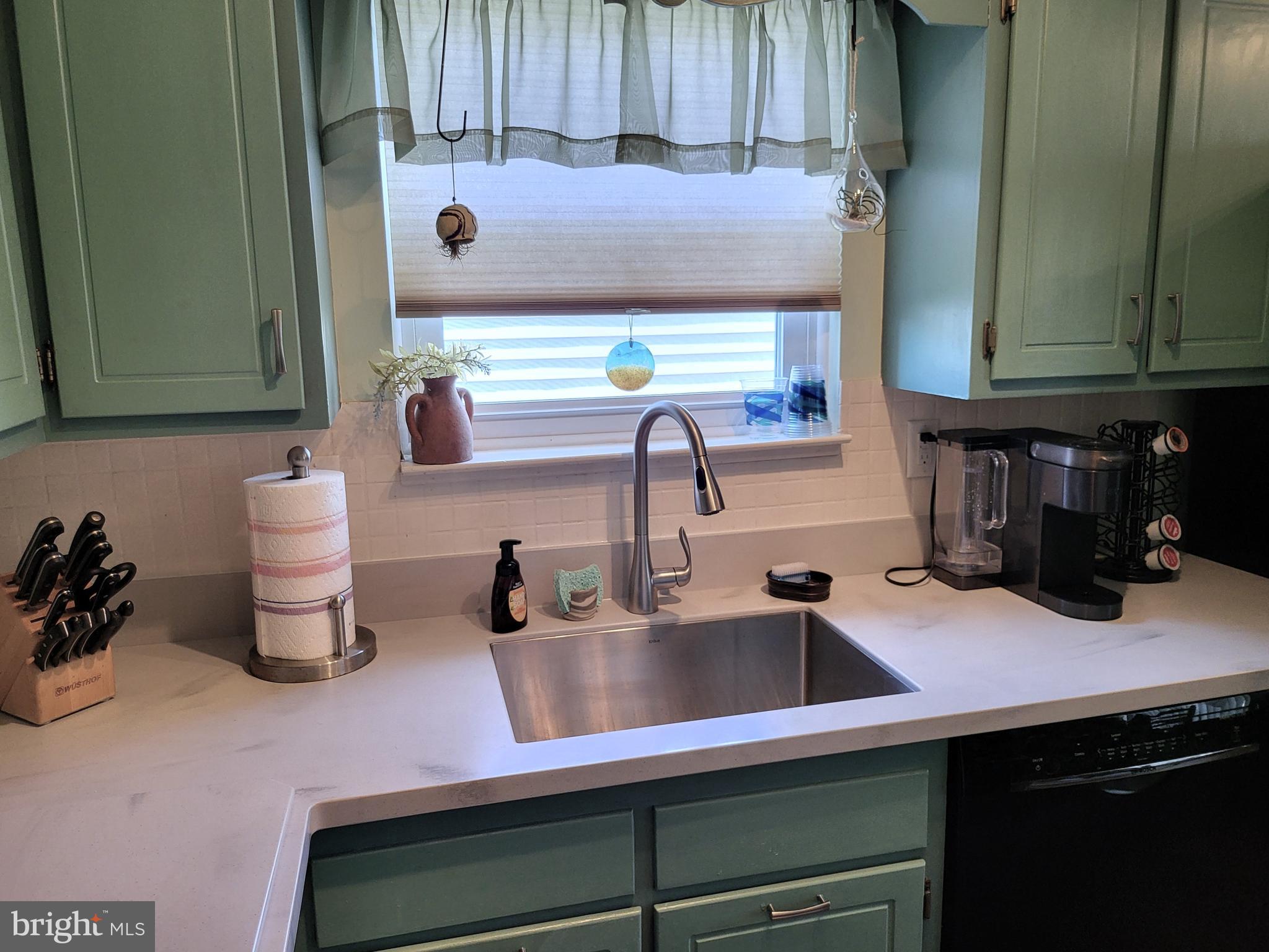 LORANE ORCHARD - Residential