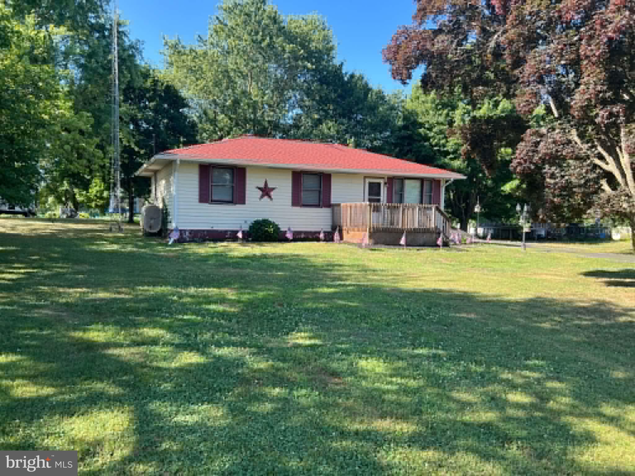 862 COLUMBIA HIGHWAY