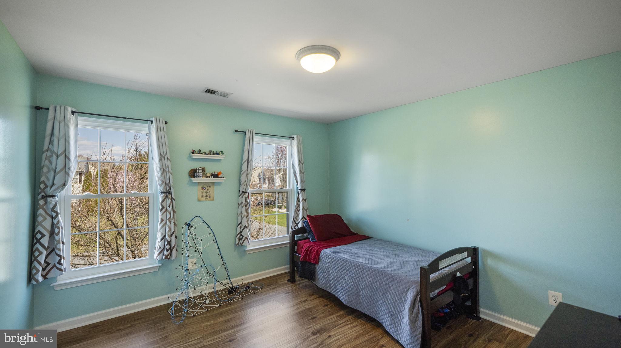 LOCUST HILL - Residential