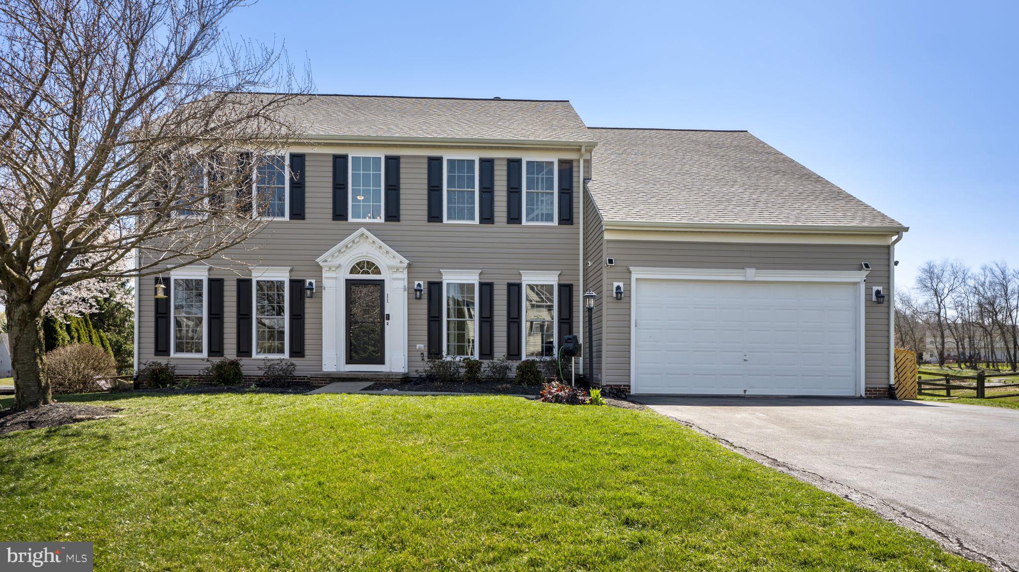 LOCUST HILL - Residential