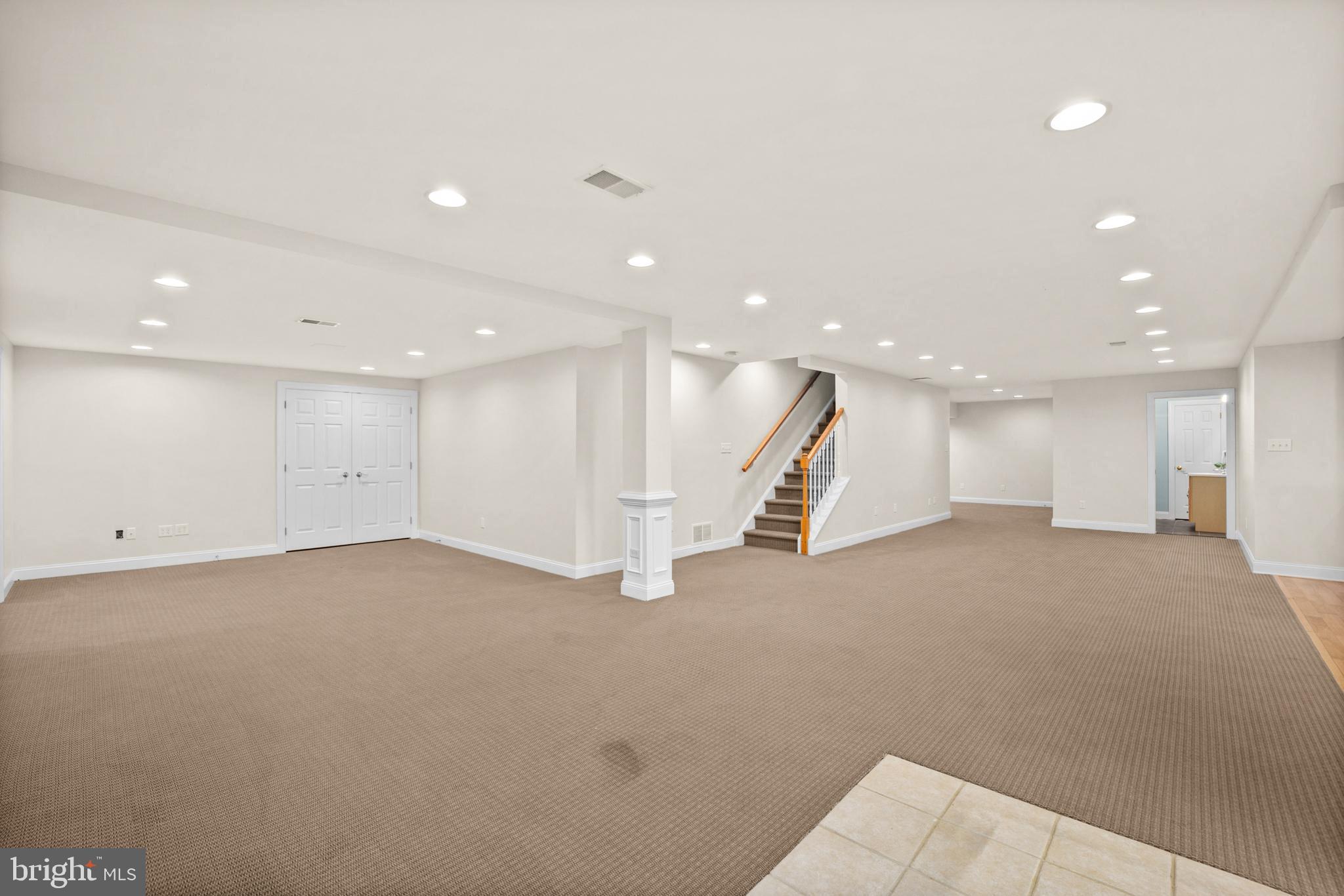 CHESHIRE KNOLL - Residential