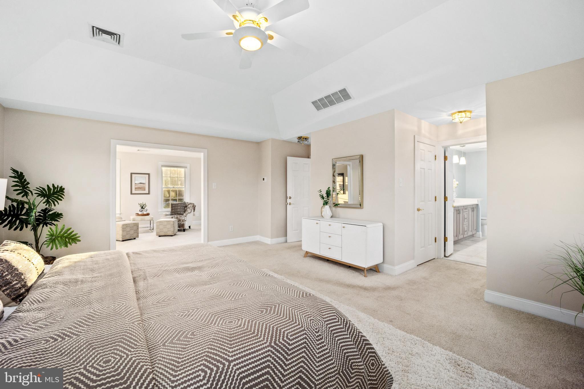 CHESHIRE KNOLL - Residential