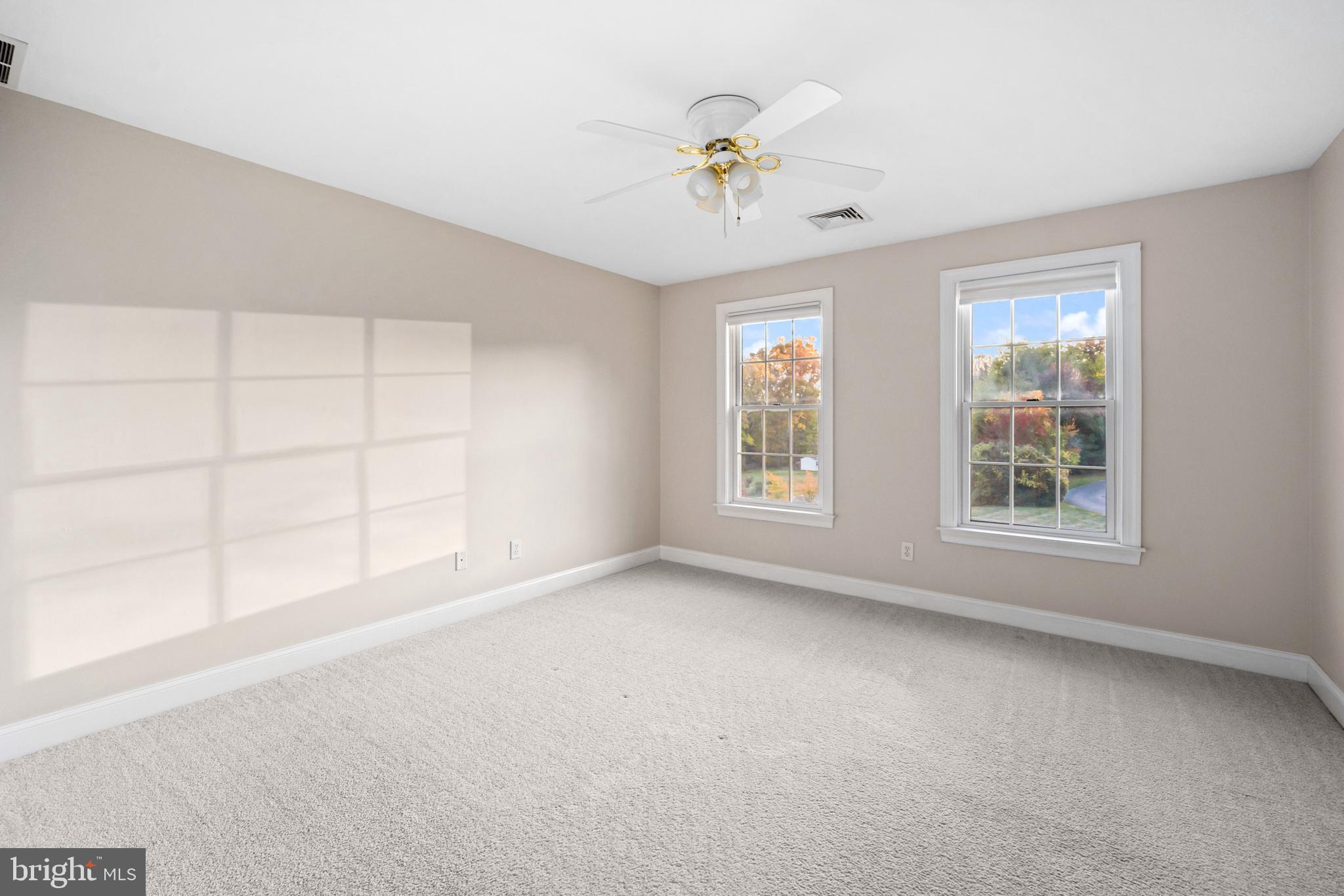 CHESHIRE KNOLL - Residential