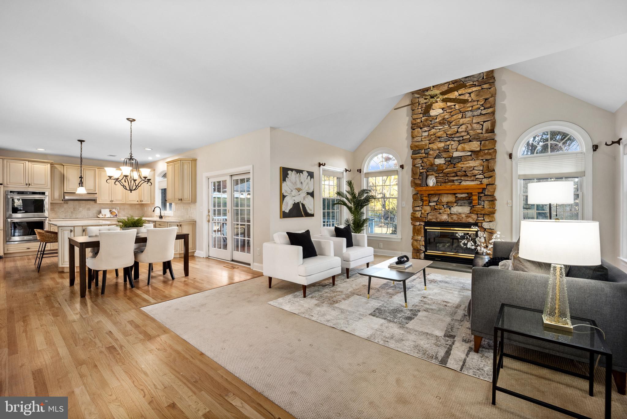 CHESHIRE KNOLL - Residential