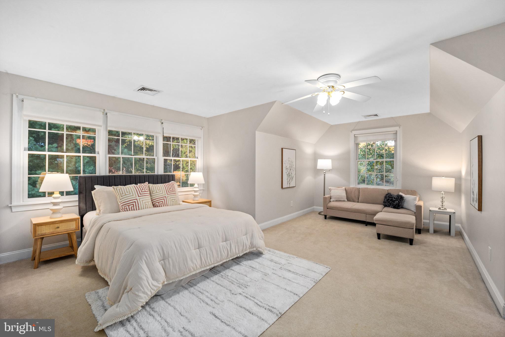 CHESHIRE KNOLL - Residential