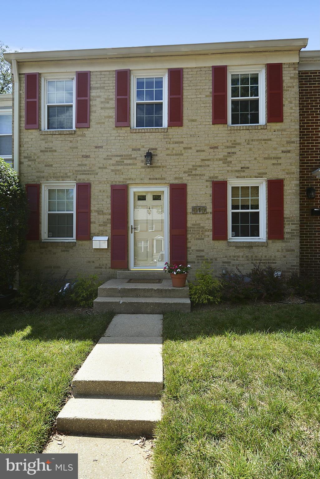 ROCKSHIRE TOWNHOMES - Residential