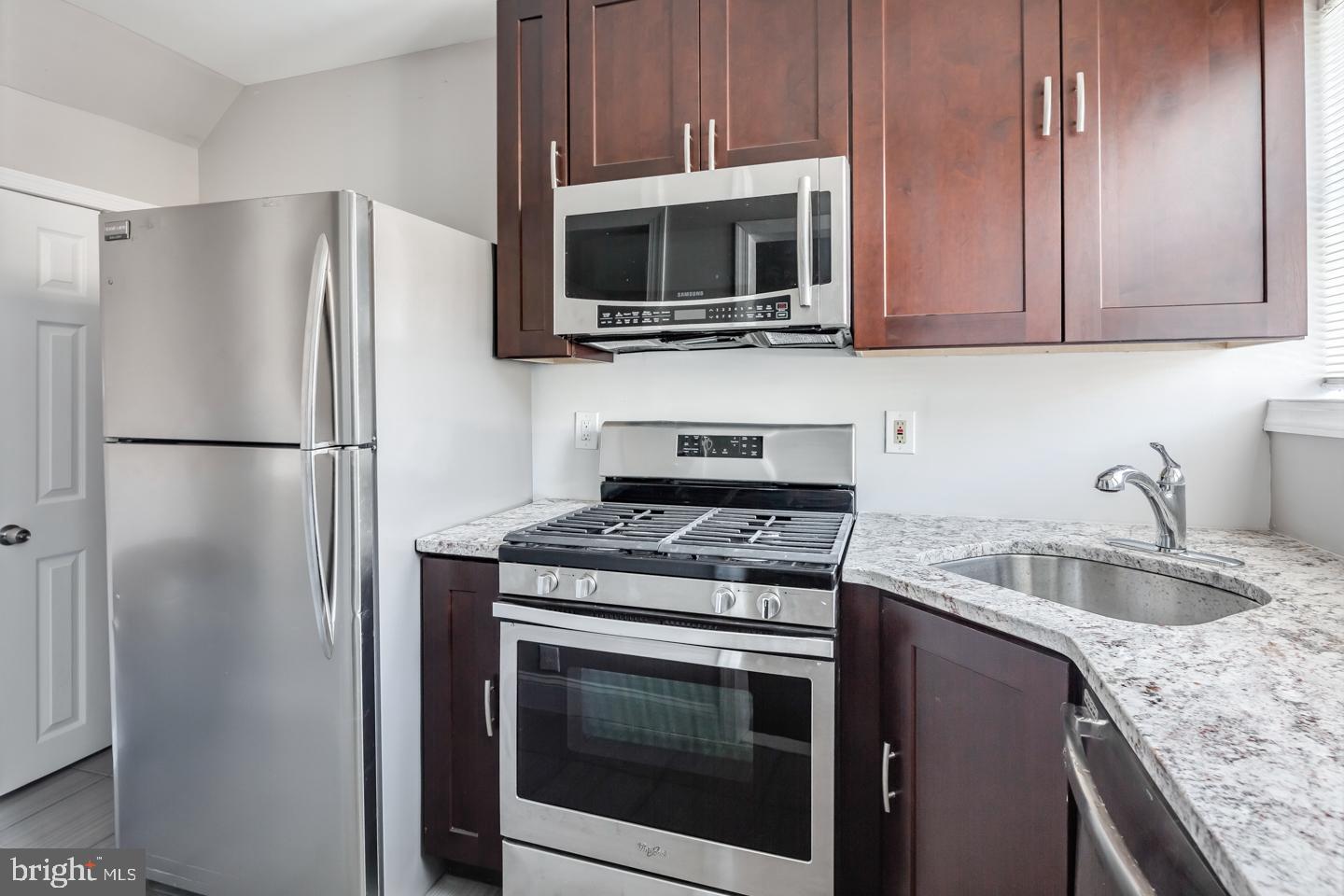 GRAYS FERRY - Residential Lease