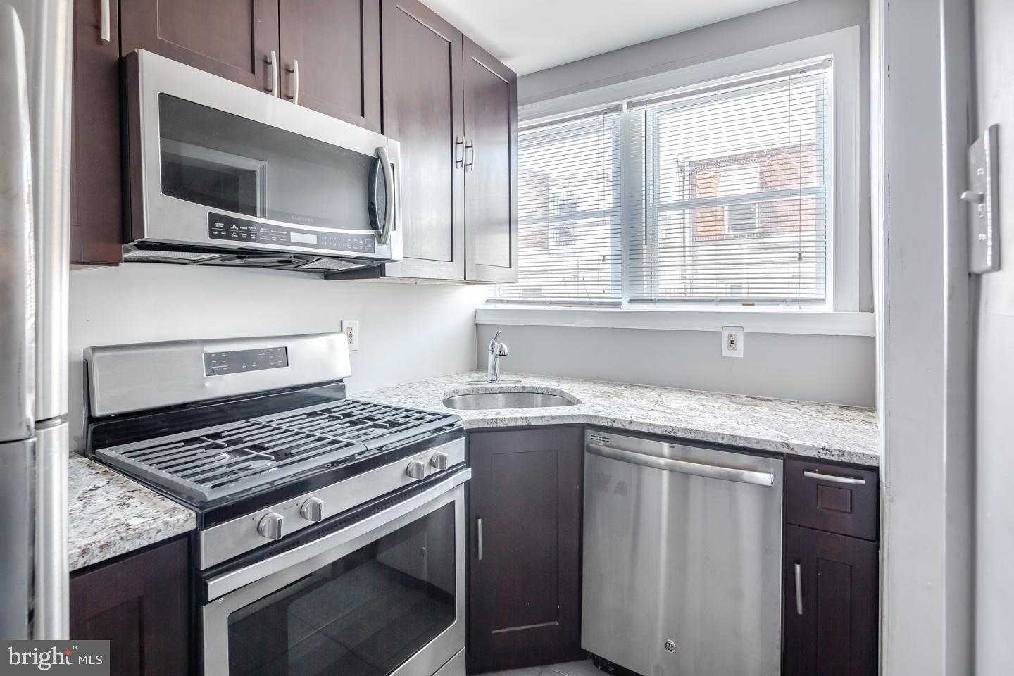 GRAYS FERRY - Residential Lease