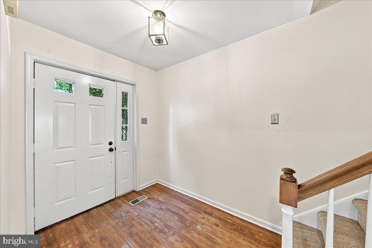 14 ALGONQUIN COURT
