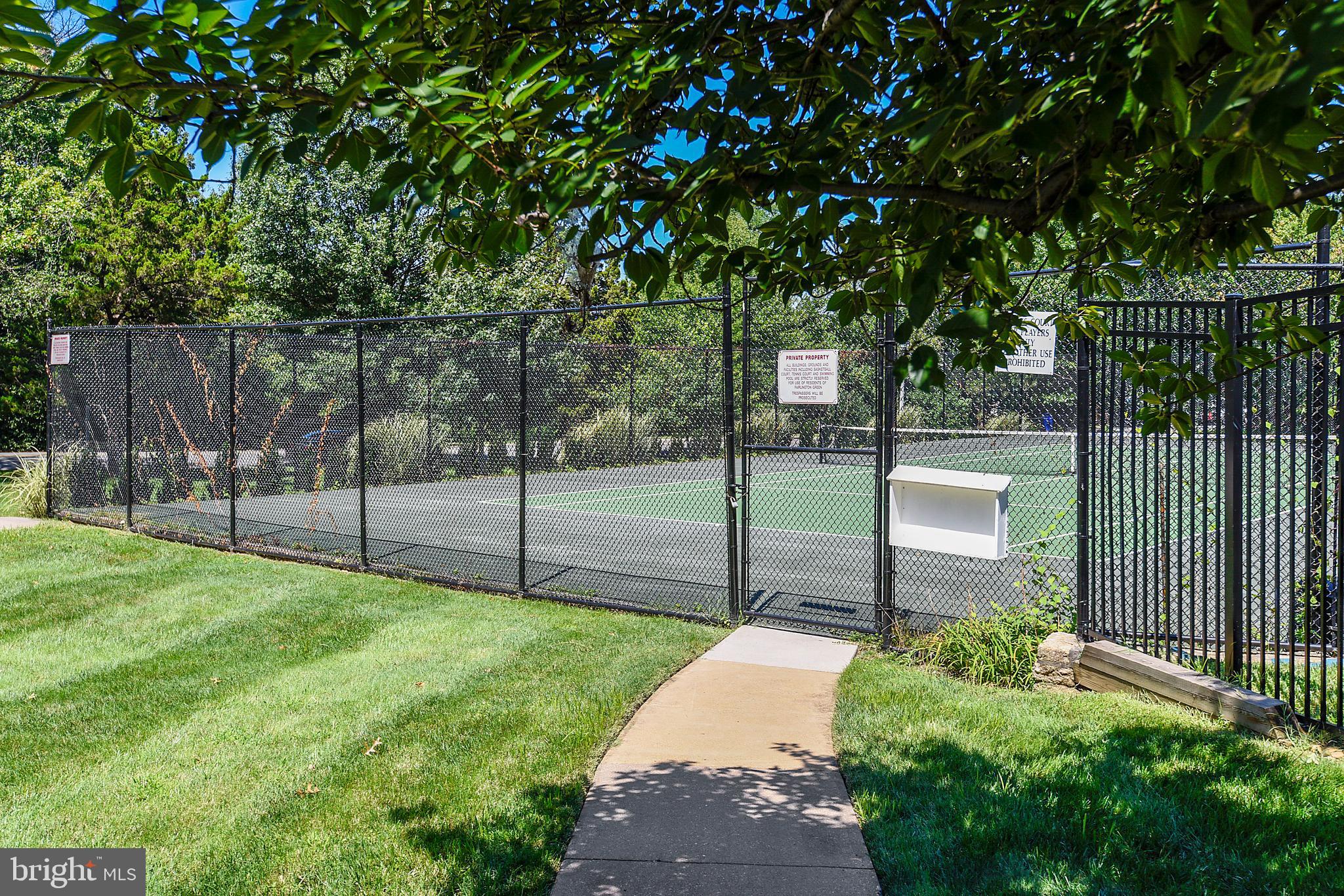 FAIRLINGTON COMMONS - Residential