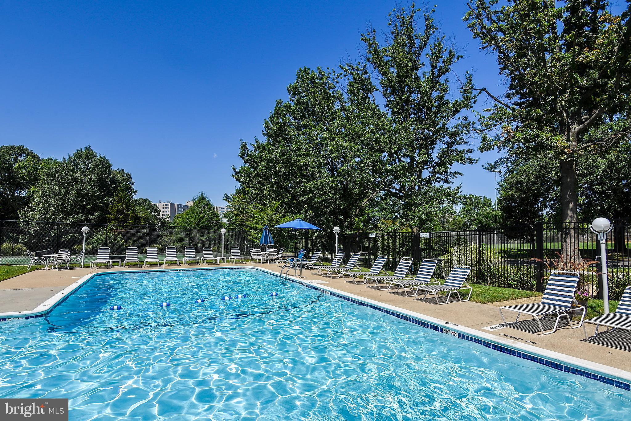 FAIRLINGTON COMMONS - Residential