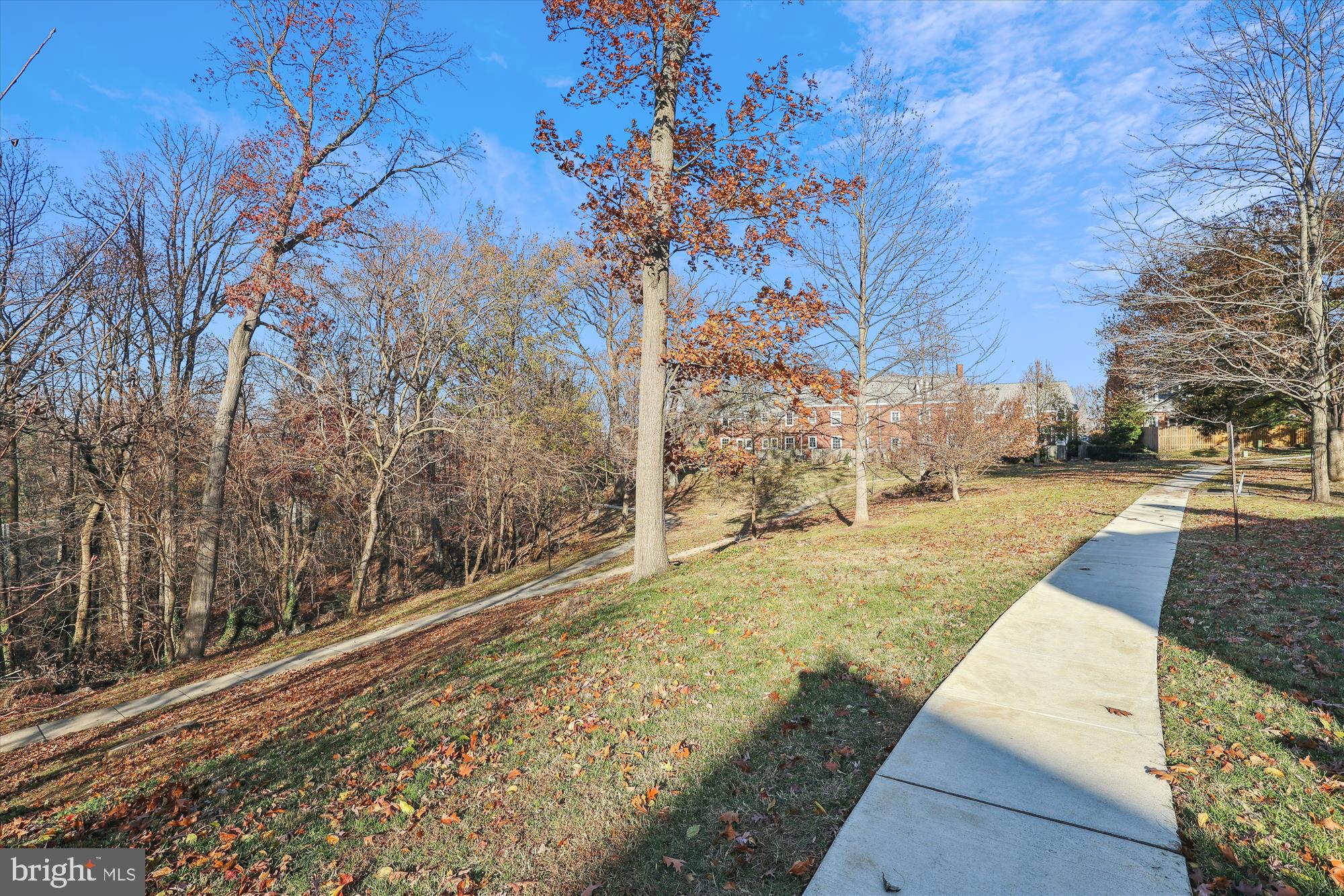 FAIRLINGTON COMMONS - Residential