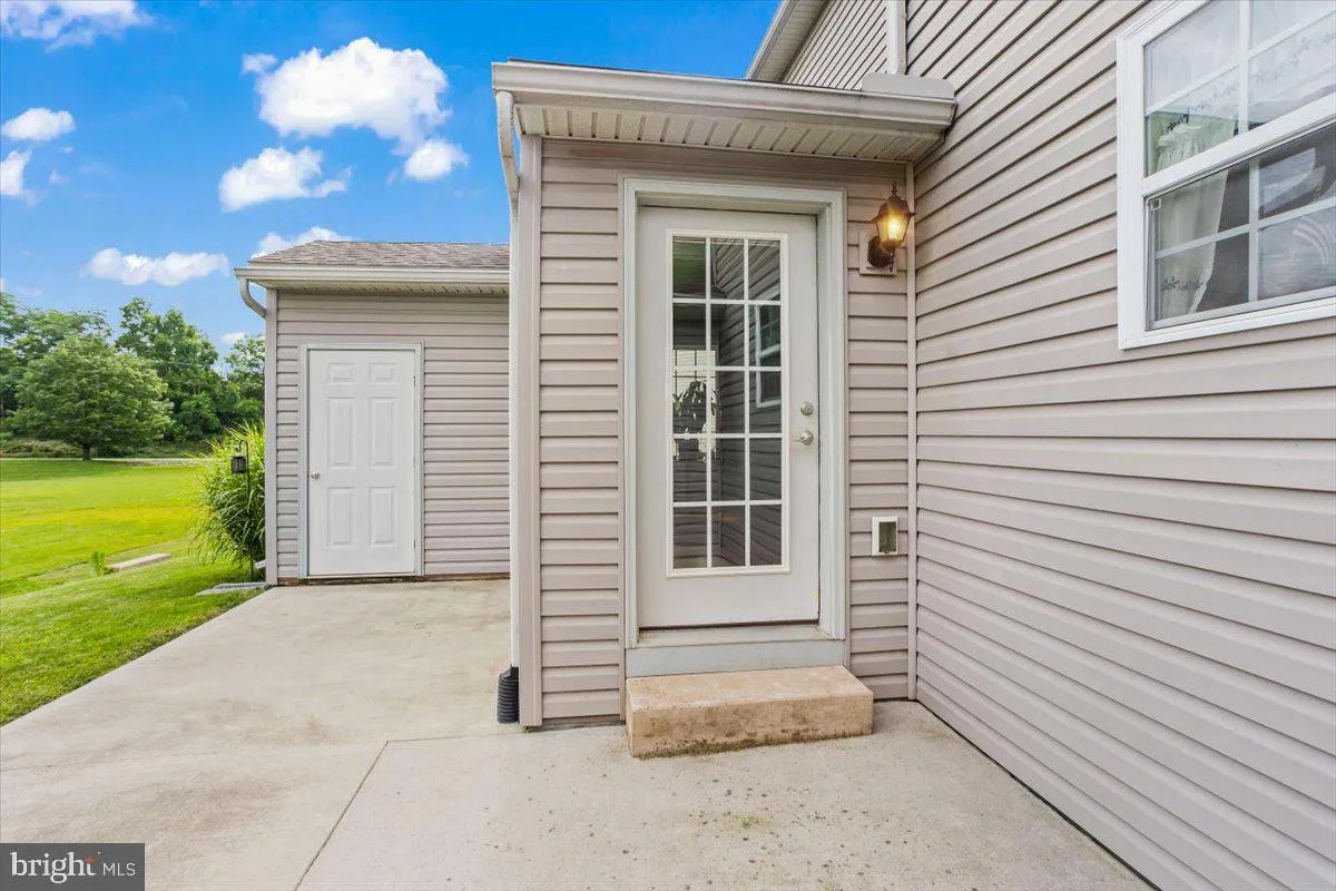 Palmyra, Pennsylvania 17078, United States, 3 Bedrooms Bedrooms, ,3 BathroomsBathrooms,Residential,Active,169734