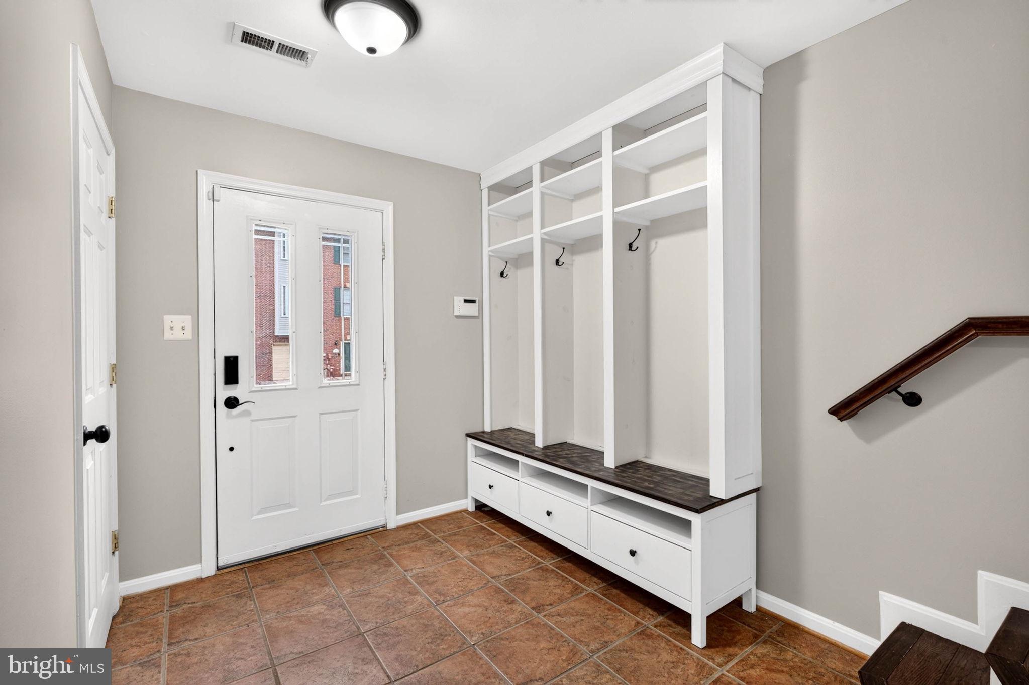 214 TILDEN WAY 214