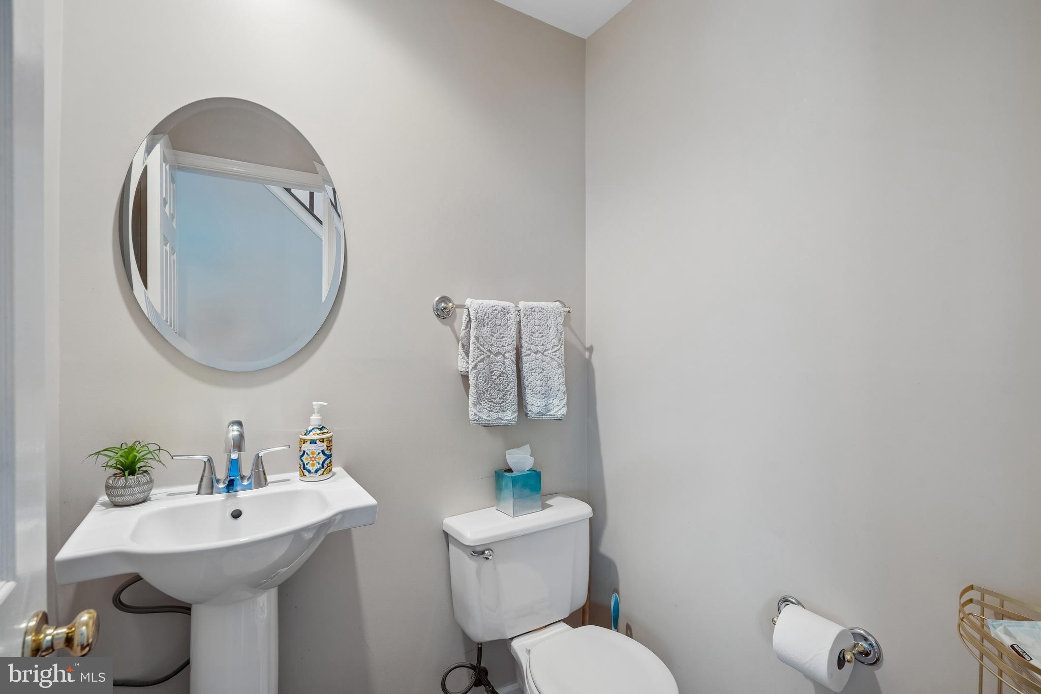 MIDDLEBRIDGE - Residential