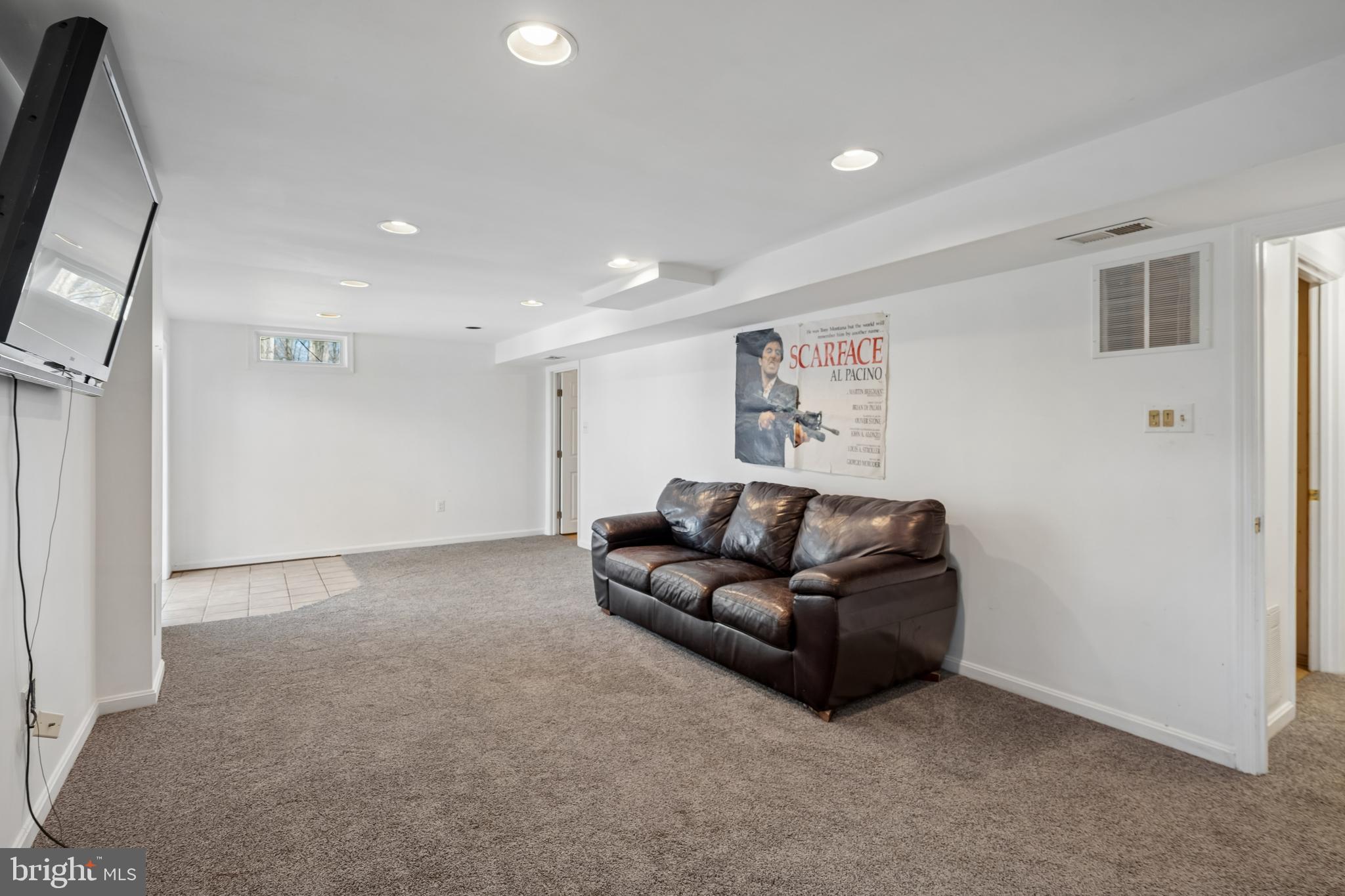 MIDDLEBRIDGE - Residential