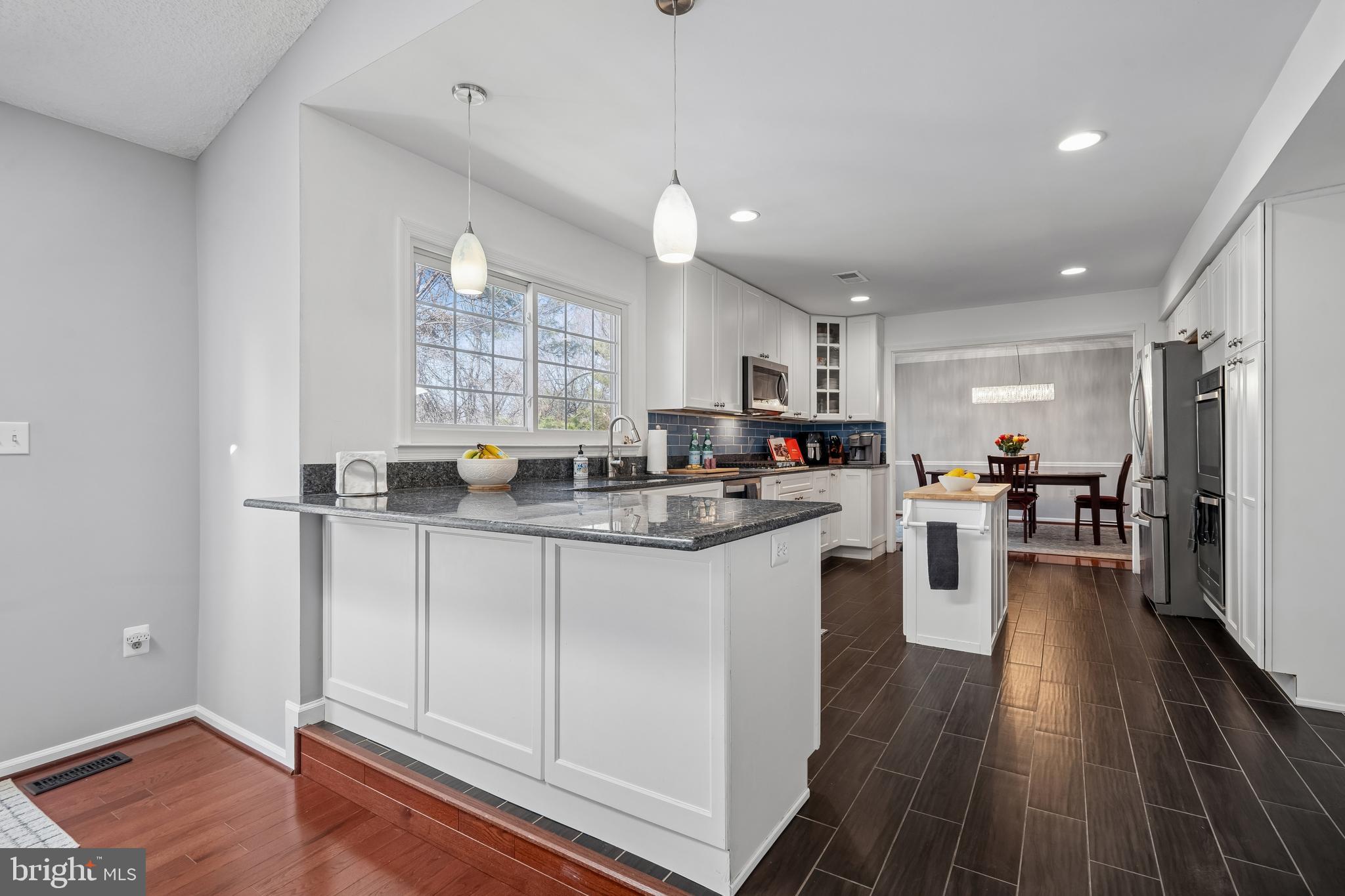 MIDDLEBRIDGE - Residential
