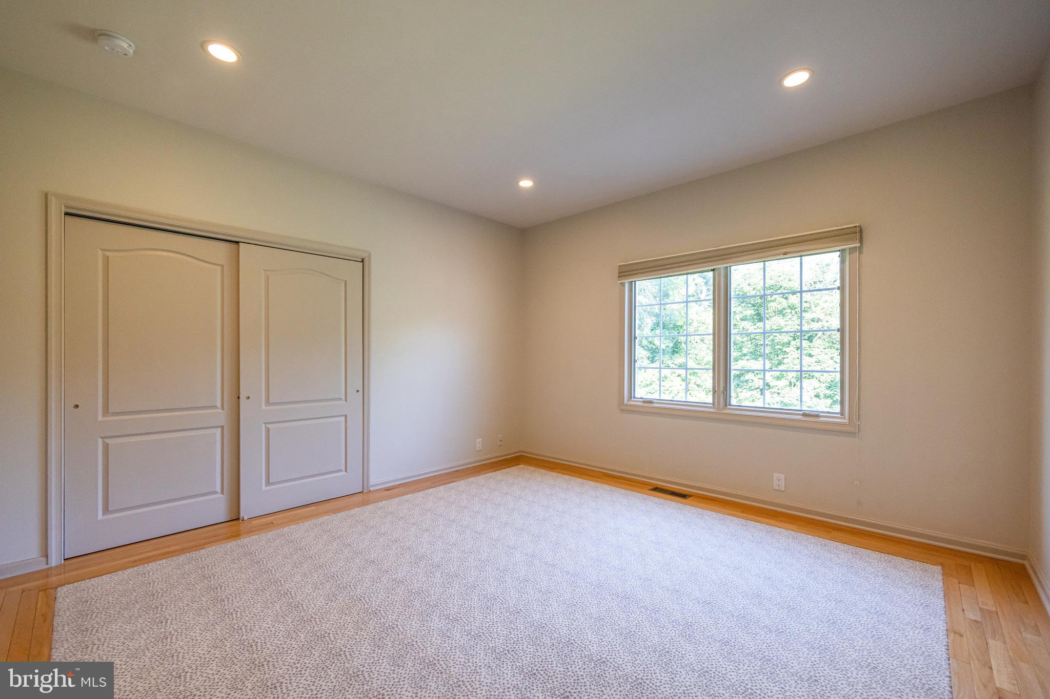 PICKERING CHASE - Residential