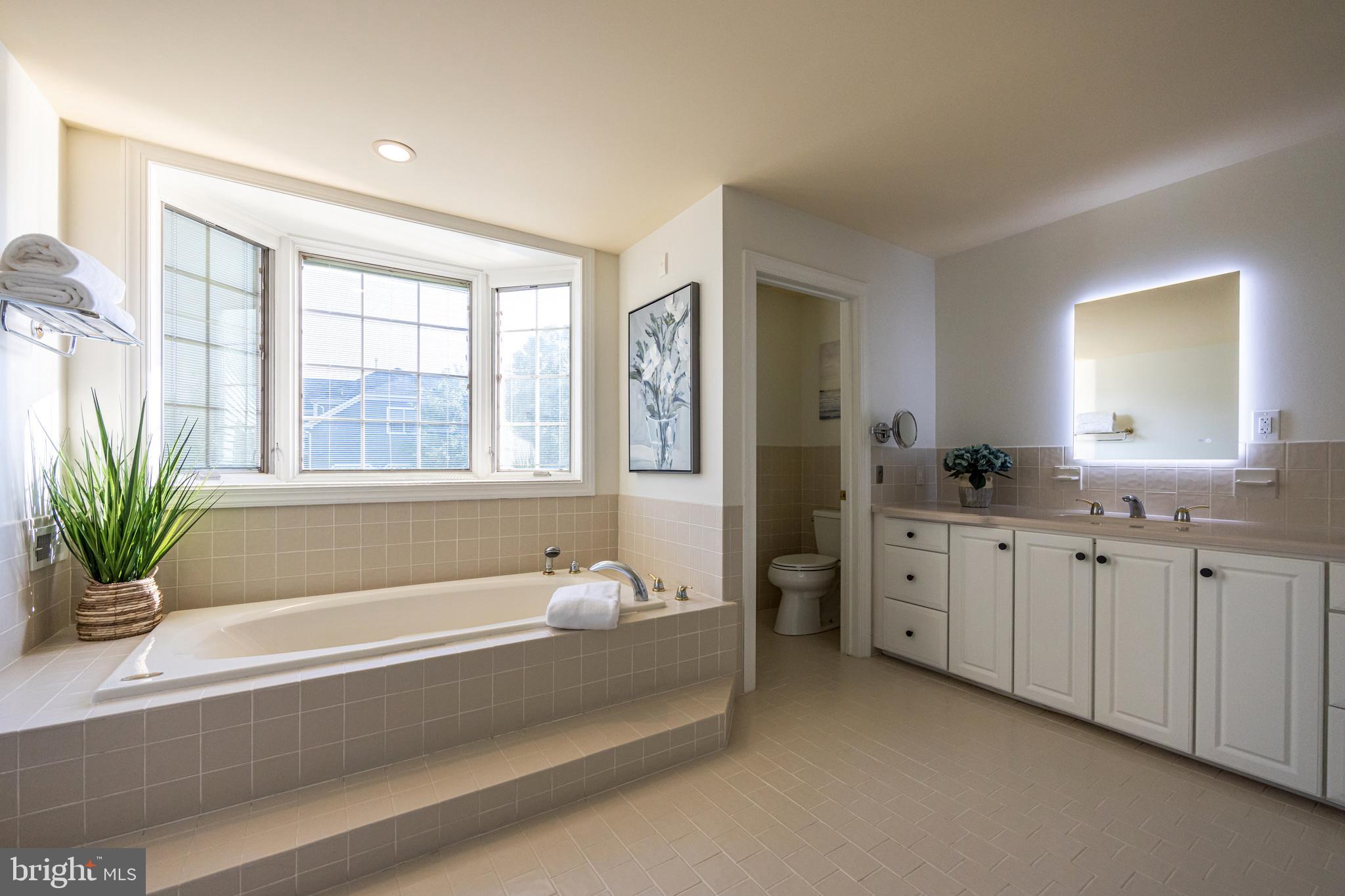 PICKERING CHASE - Residential