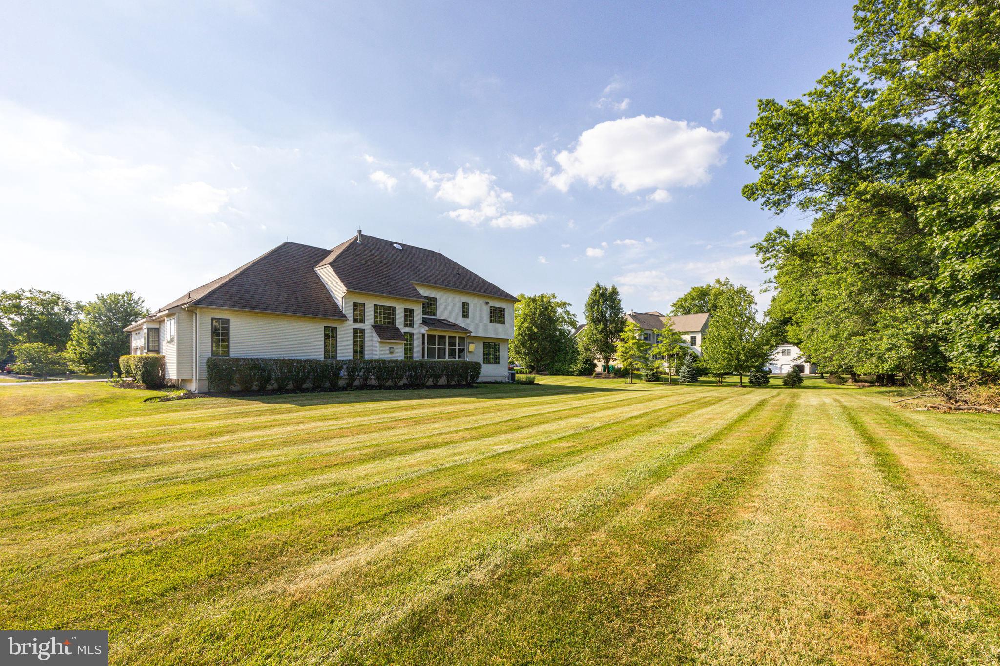 PICKERING CHASE - Residential