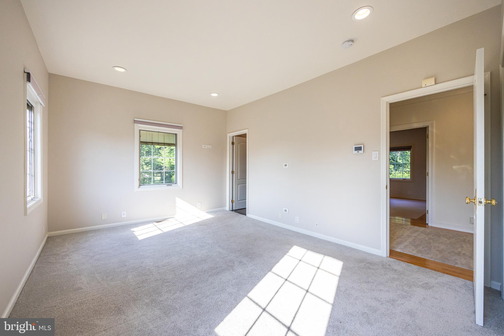 PICKERING CHASE - Residential