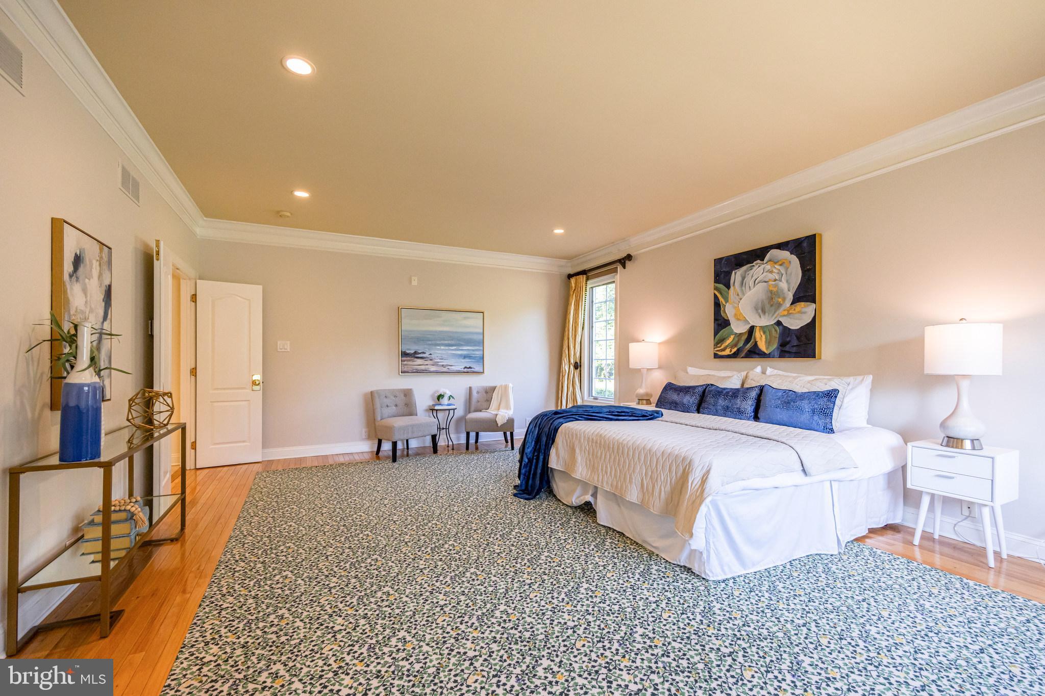 PICKERING CHASE - Residential