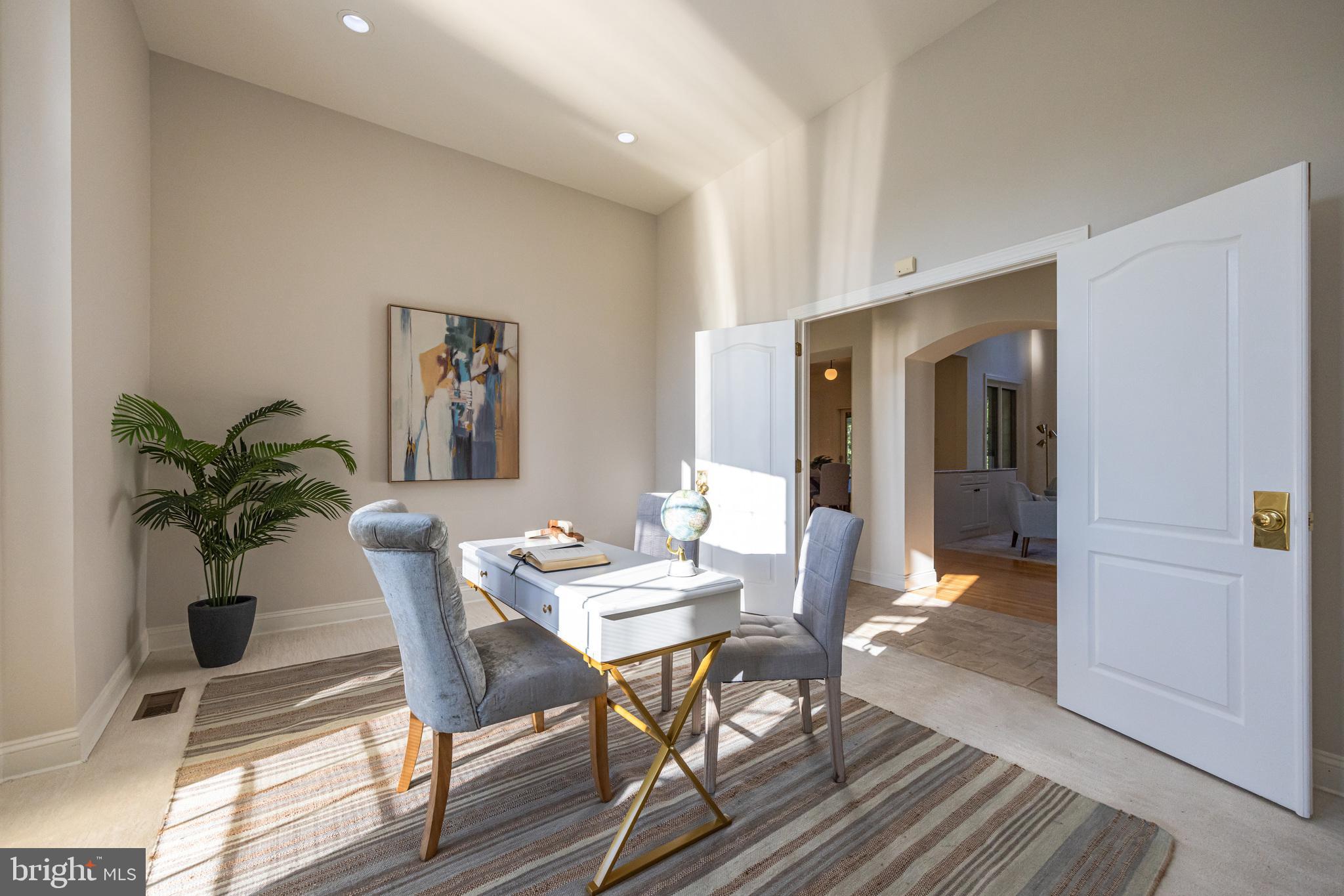 PICKERING CHASE - Residential