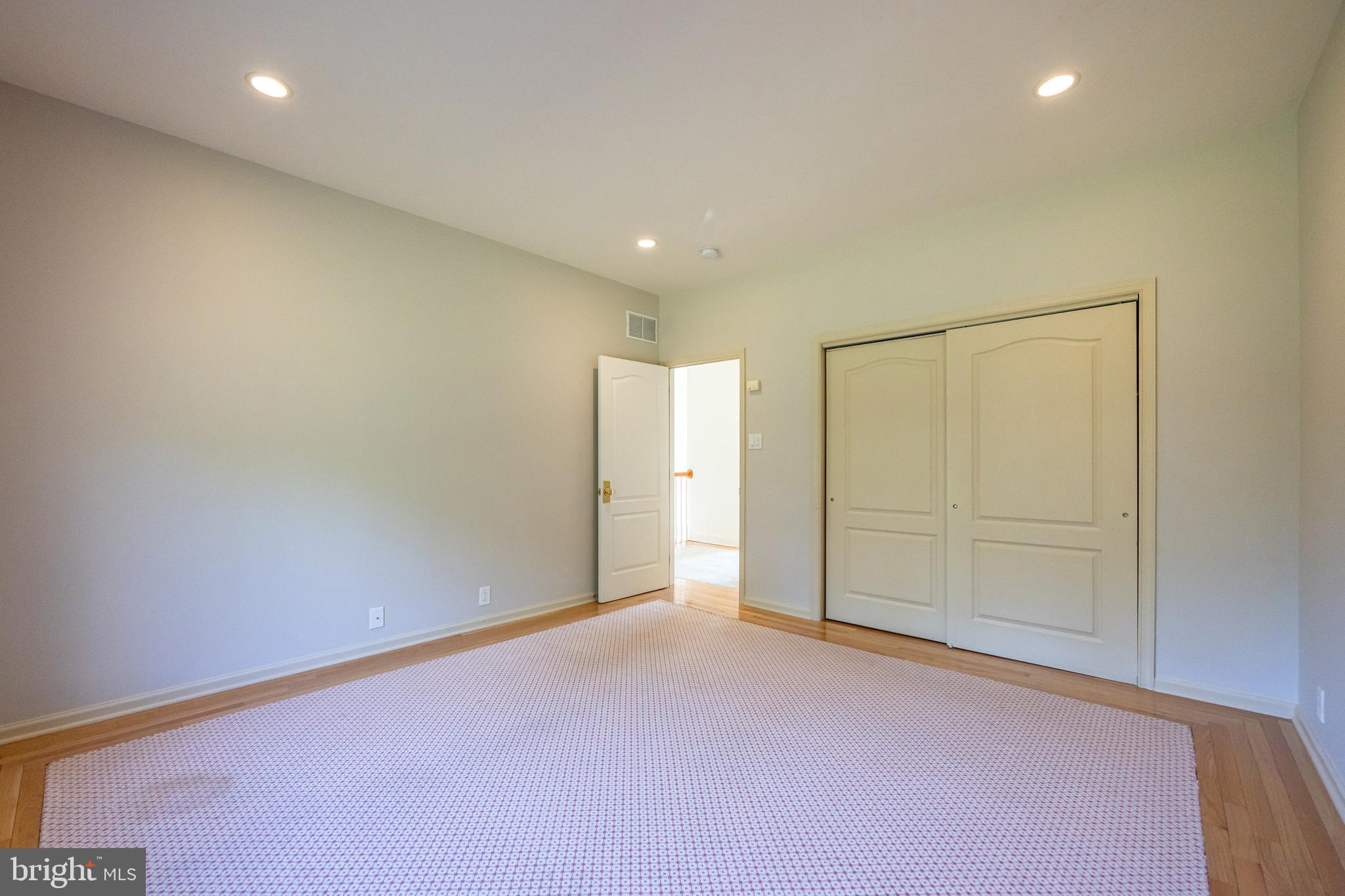 PICKERING CHASE - Residential