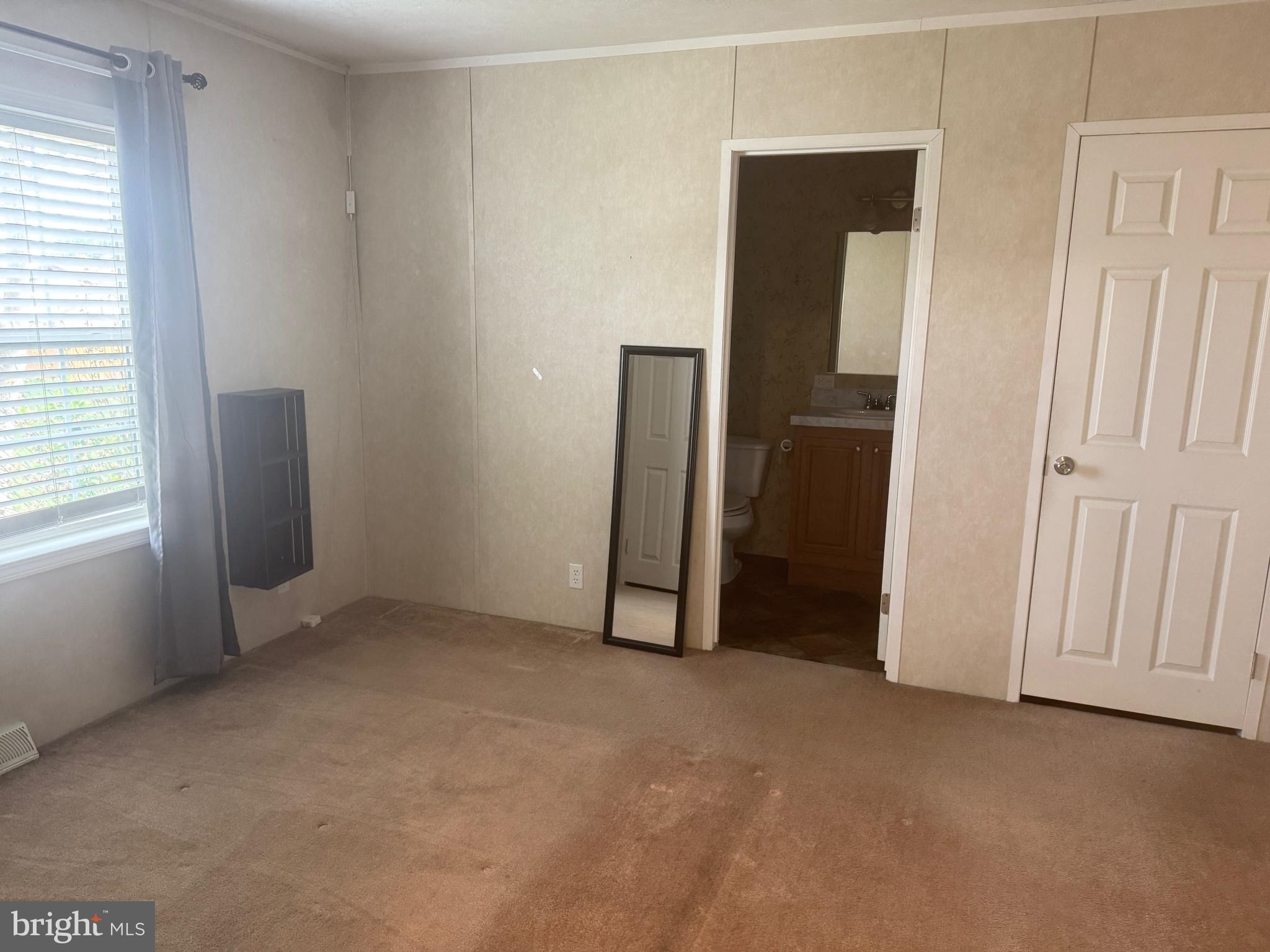 COLONIAL EAST MHP - Residential