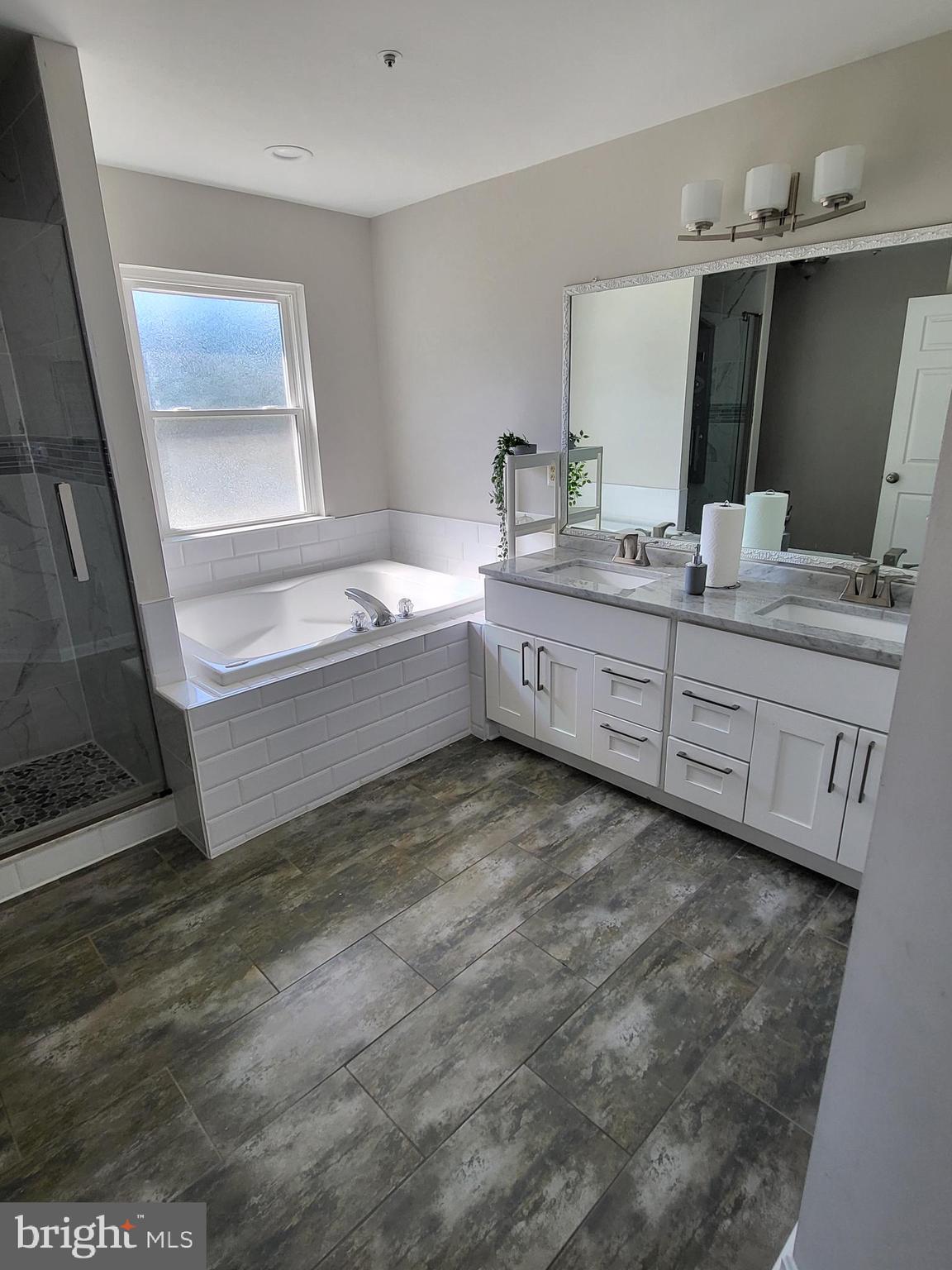 PARKER MEADOWS PLAT 10 - Residential