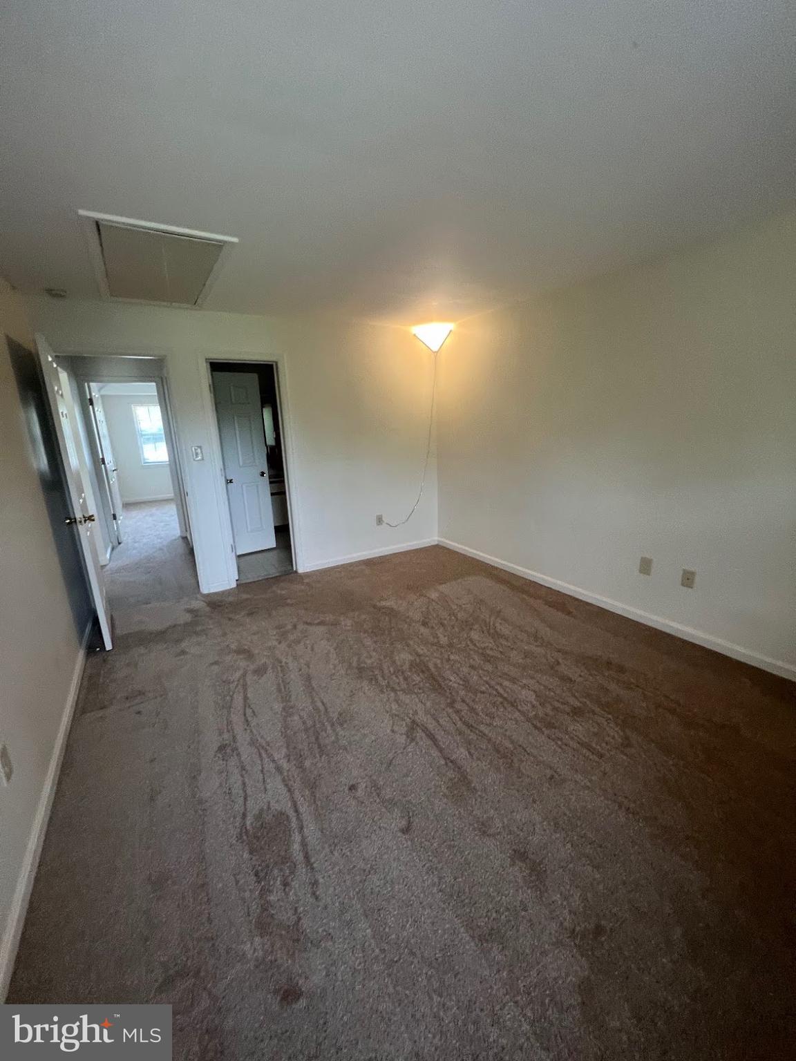 SEVEN OAKS - Residential Lease