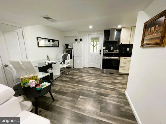 CONNEMARA HILLS - Residential