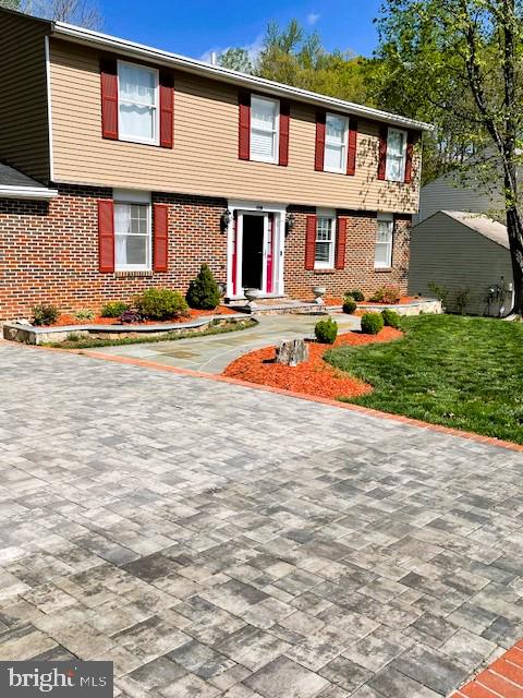 CONNEMARA HILLS - Residential