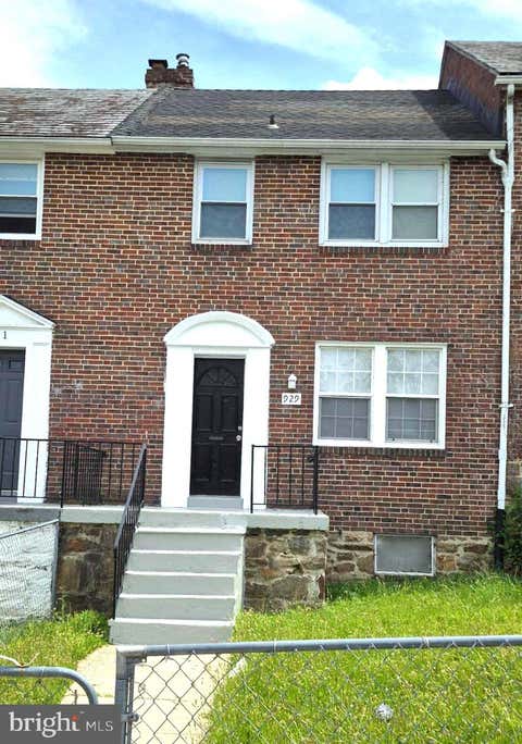 Townhouse For Rent - 929 E 41st Street<br/> BALTIMORE, MD 21218