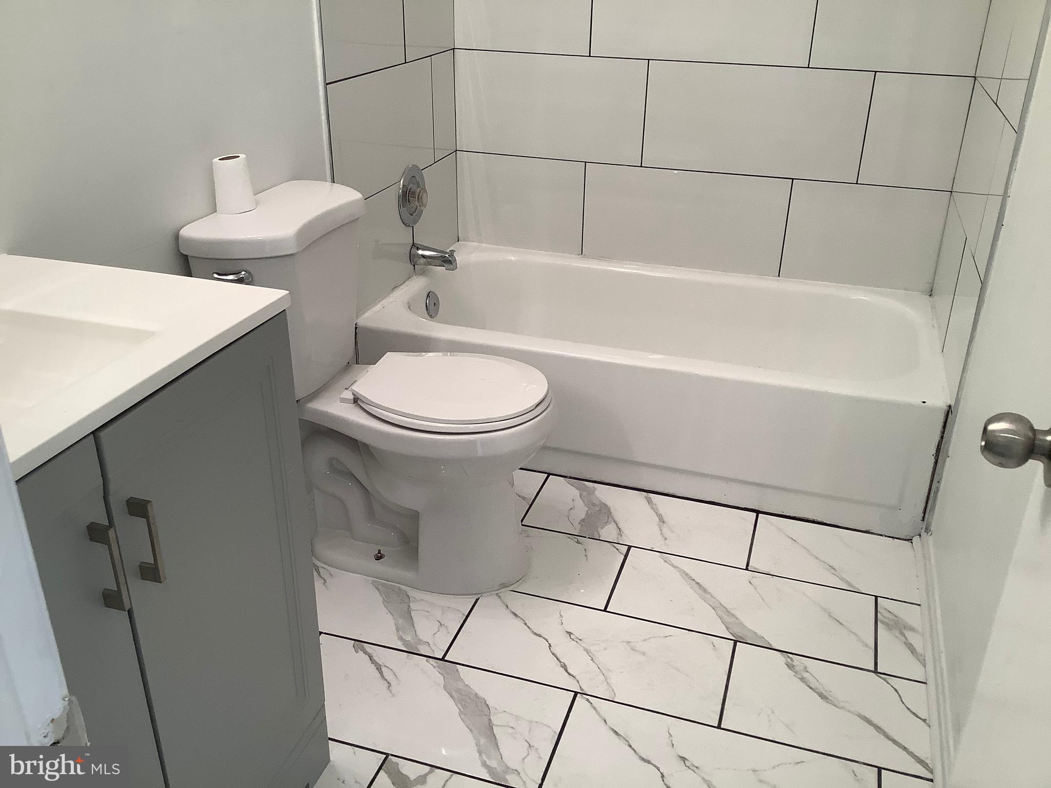 LONGMEAD CROSSING - Residential Lease