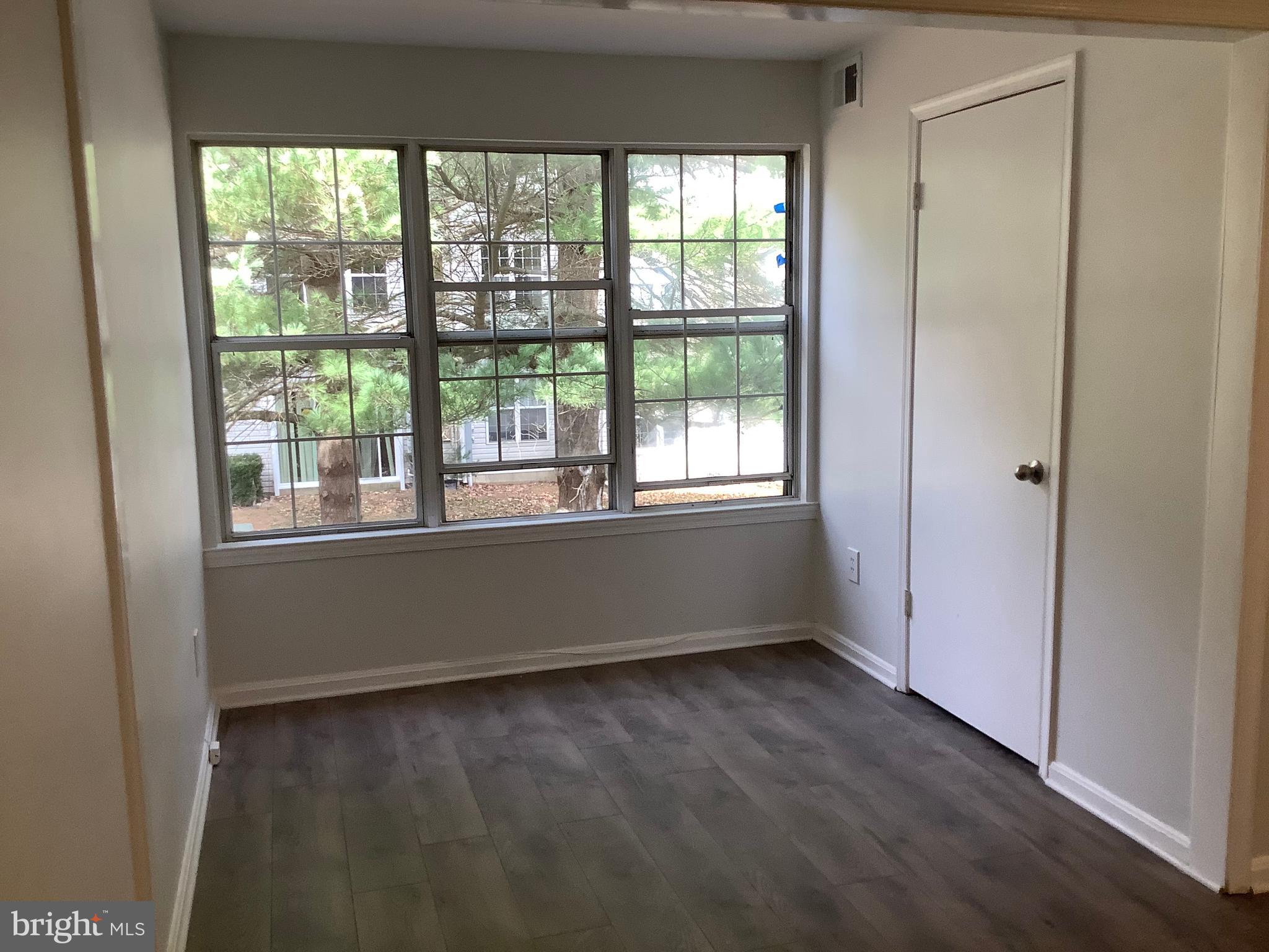 LONGMEAD CROSSING - Residential Lease