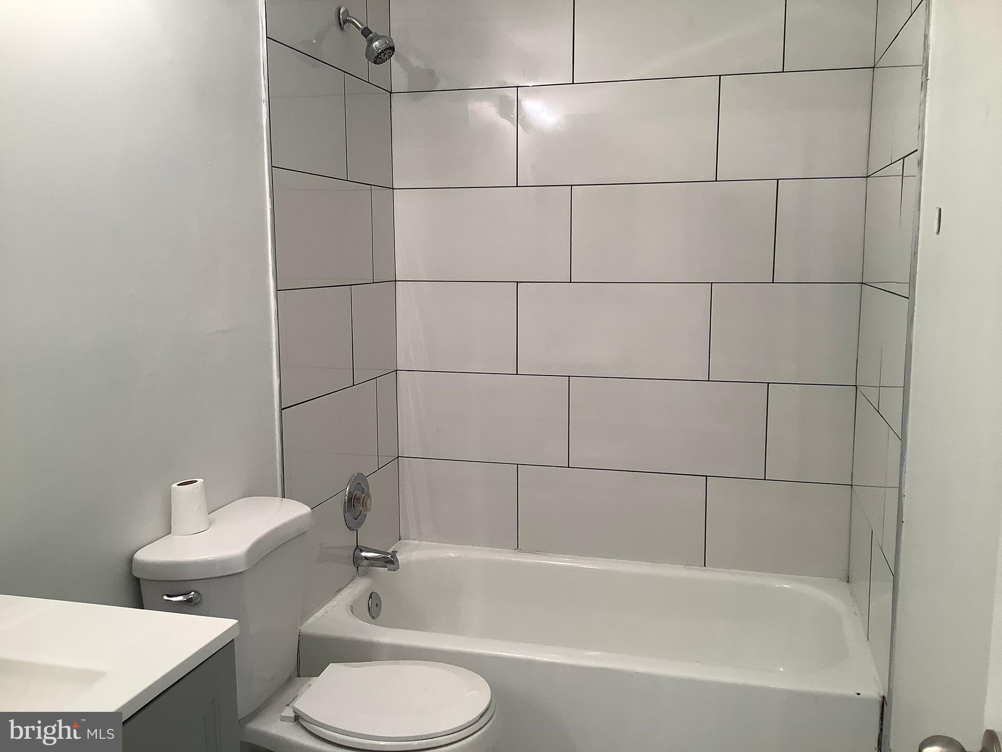 LONGMEAD CROSSING - Residential Lease