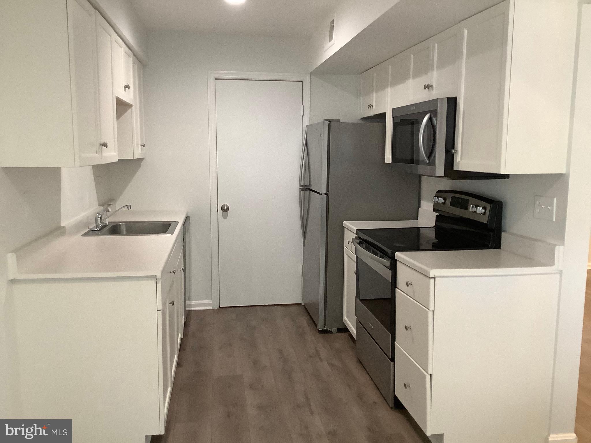 LONGMEAD CROSSING - Residential Lease