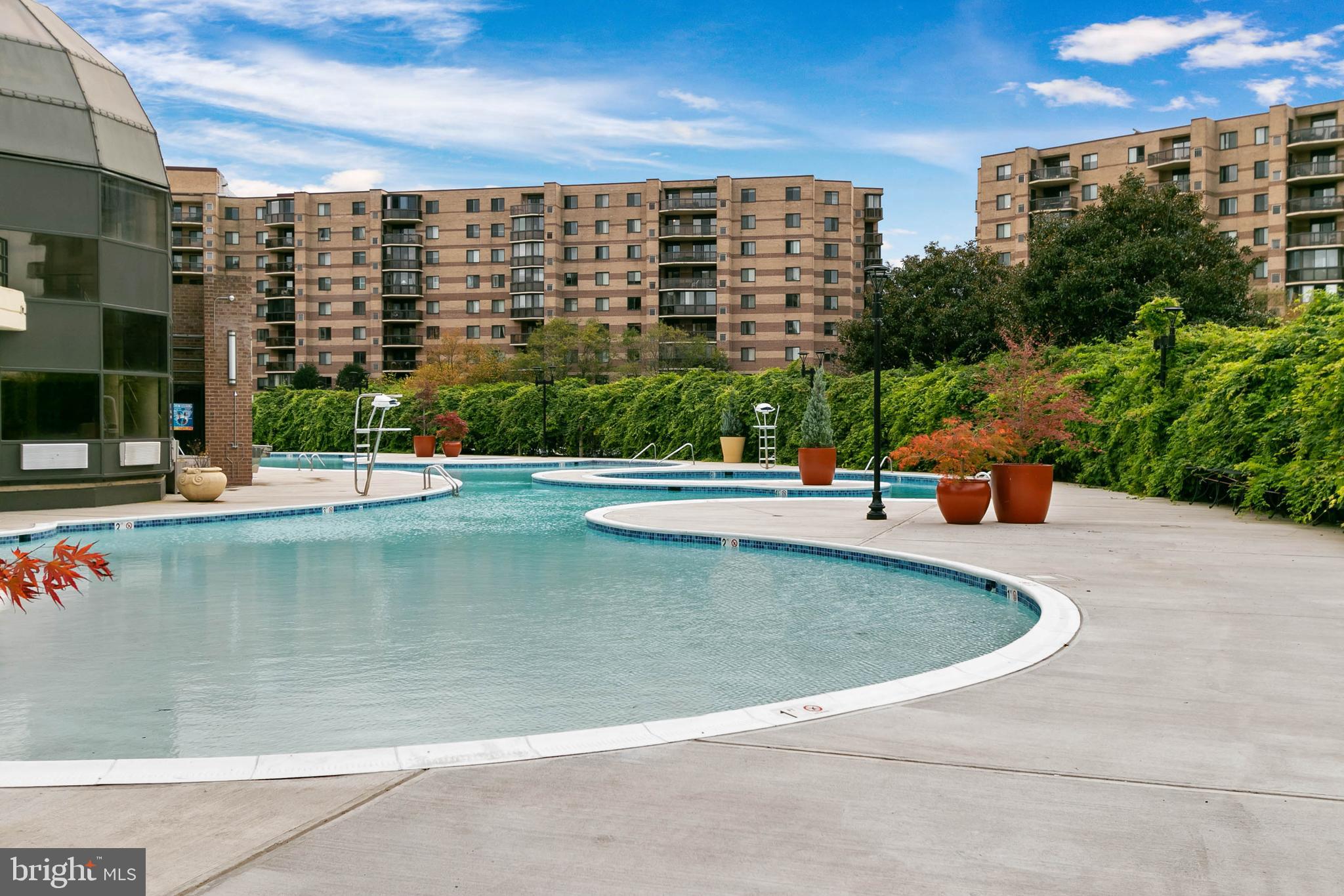 ROTONDA - Residential