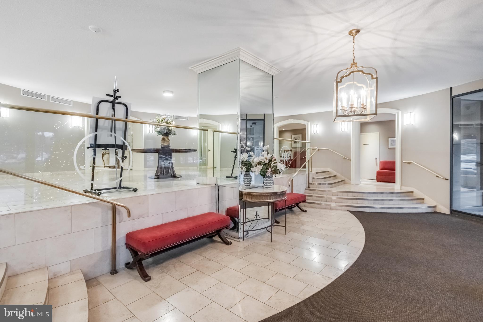 ROTONDA - Residential