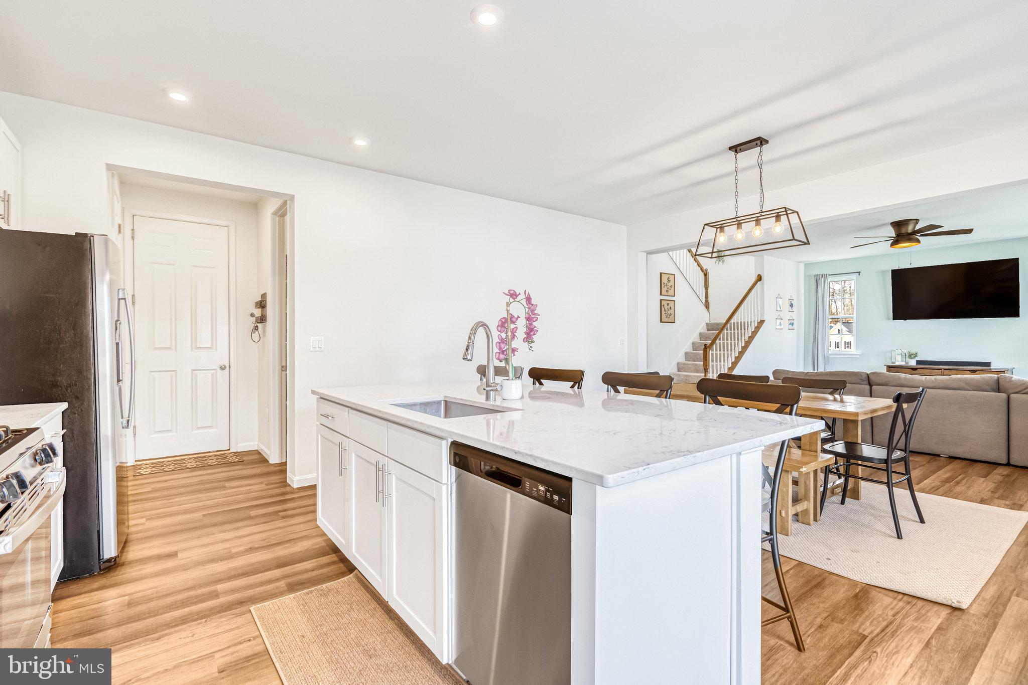 EMBREY MILL - Residential