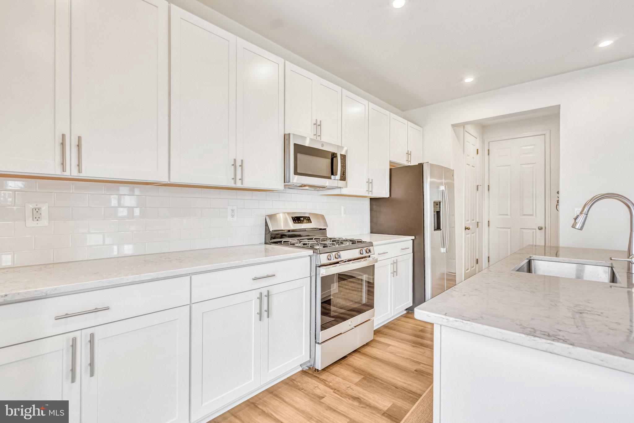 EMBREY MILL - Residential