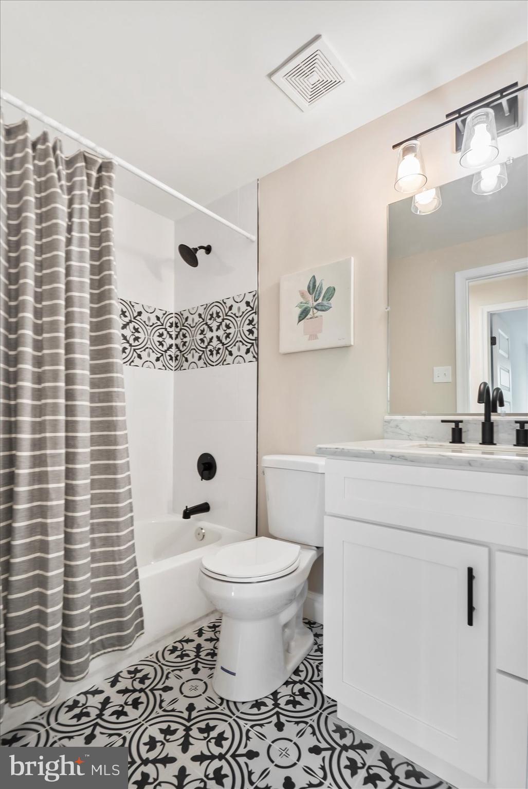 MAYS CHAPEL VILLAGE - Residential