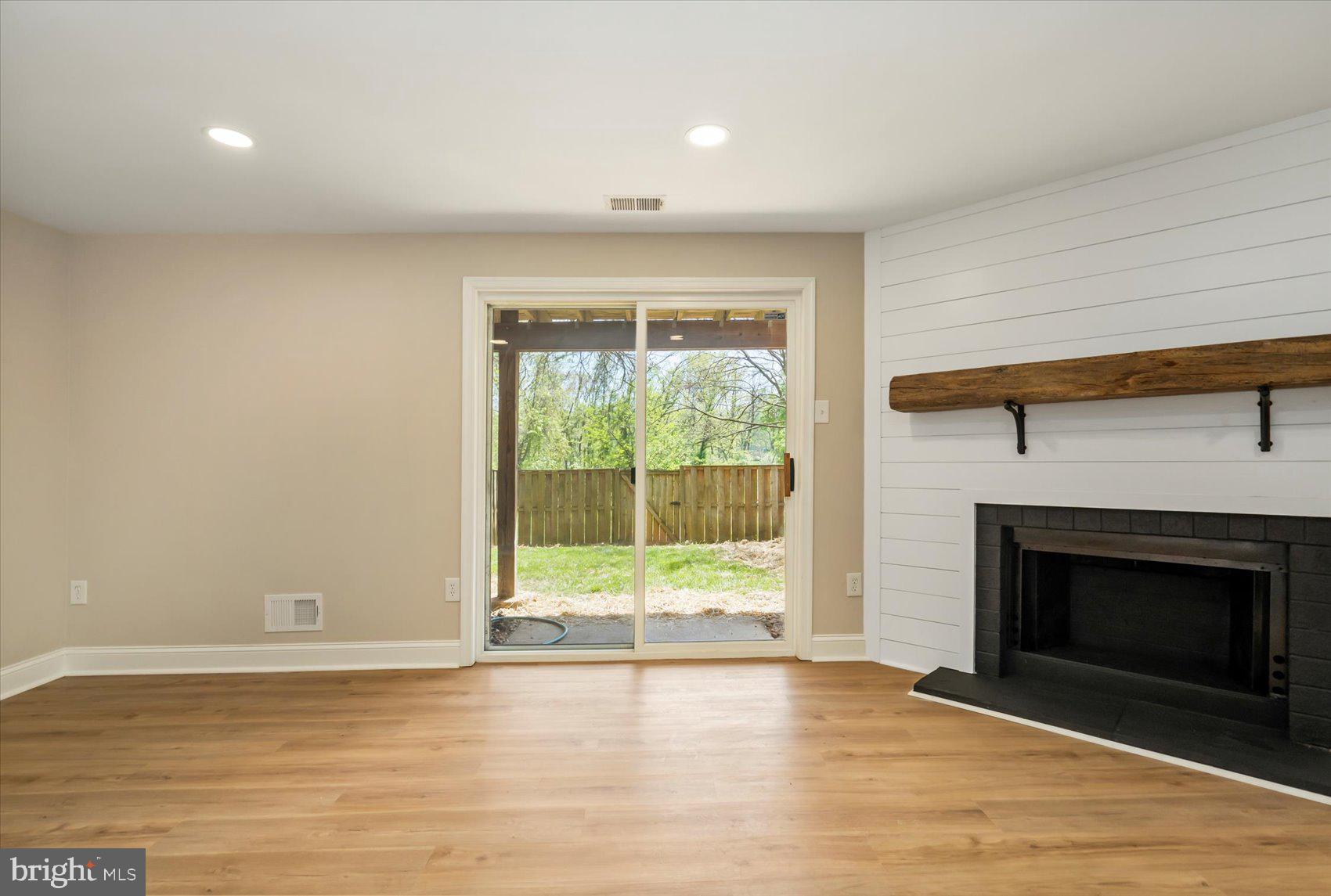 MAYS CHAPEL VILLAGE - Residential