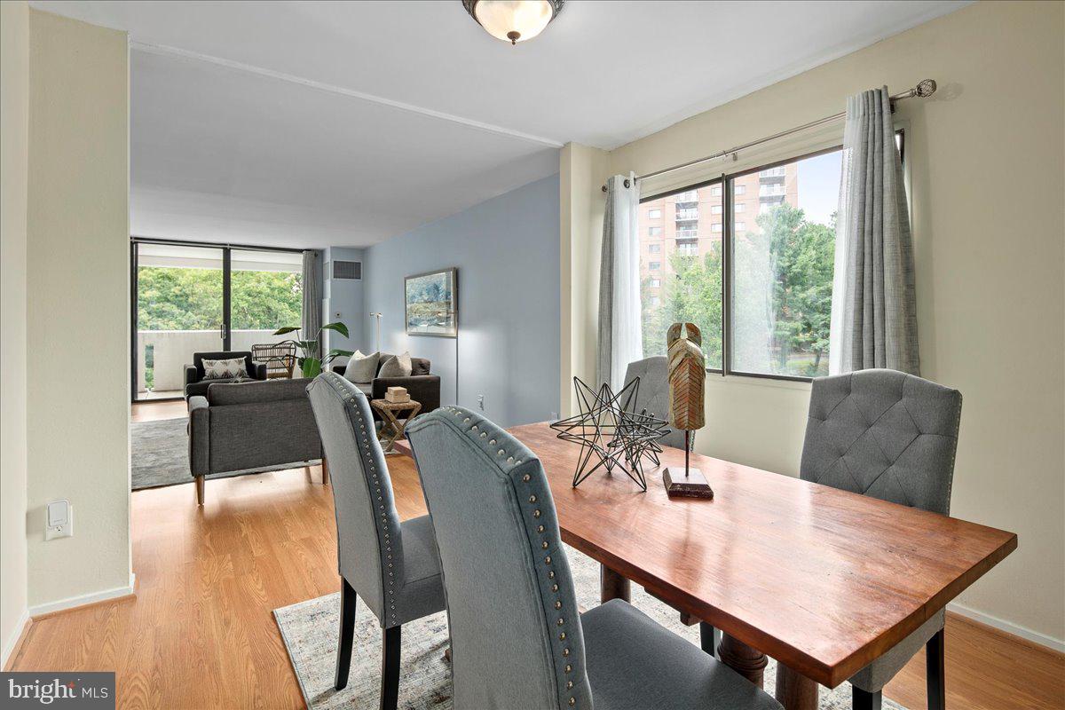 ALEXANDRIA KNOLLS - Residential